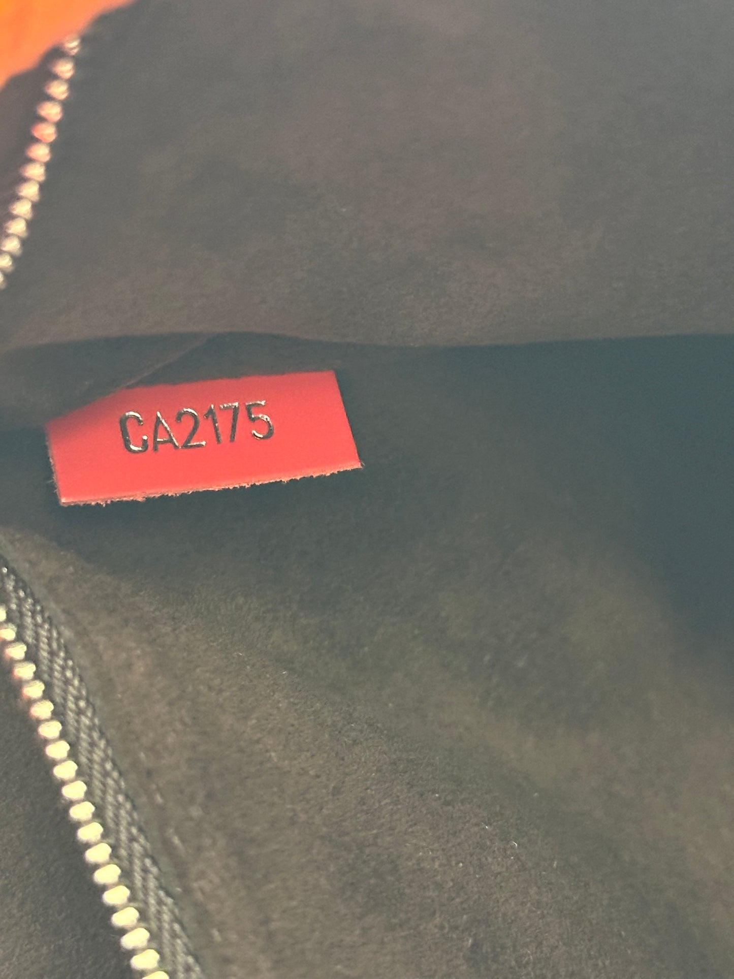 382649 - Louis Vuitton Cluny