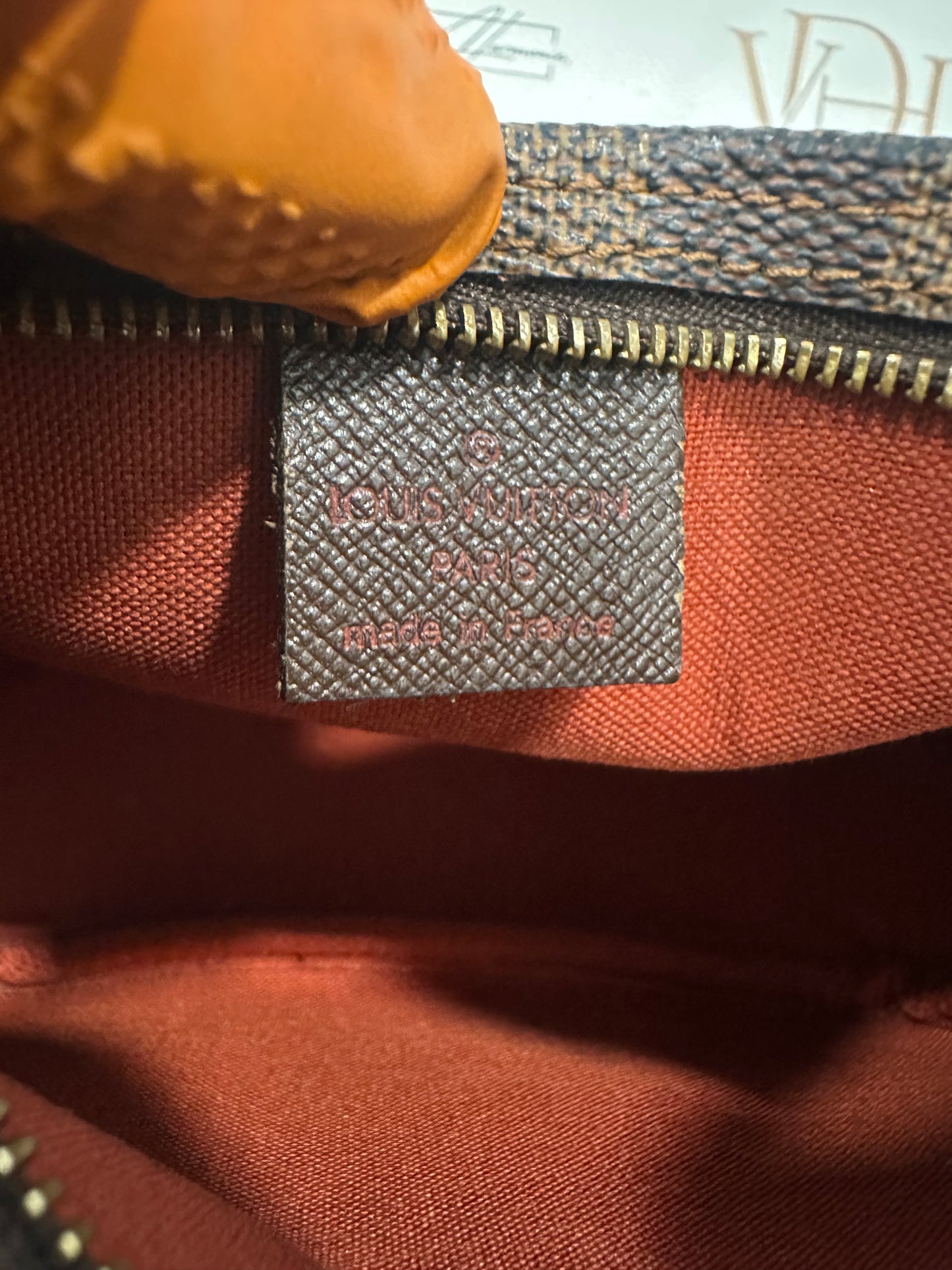 016900 - Louis Vuitton Trousse