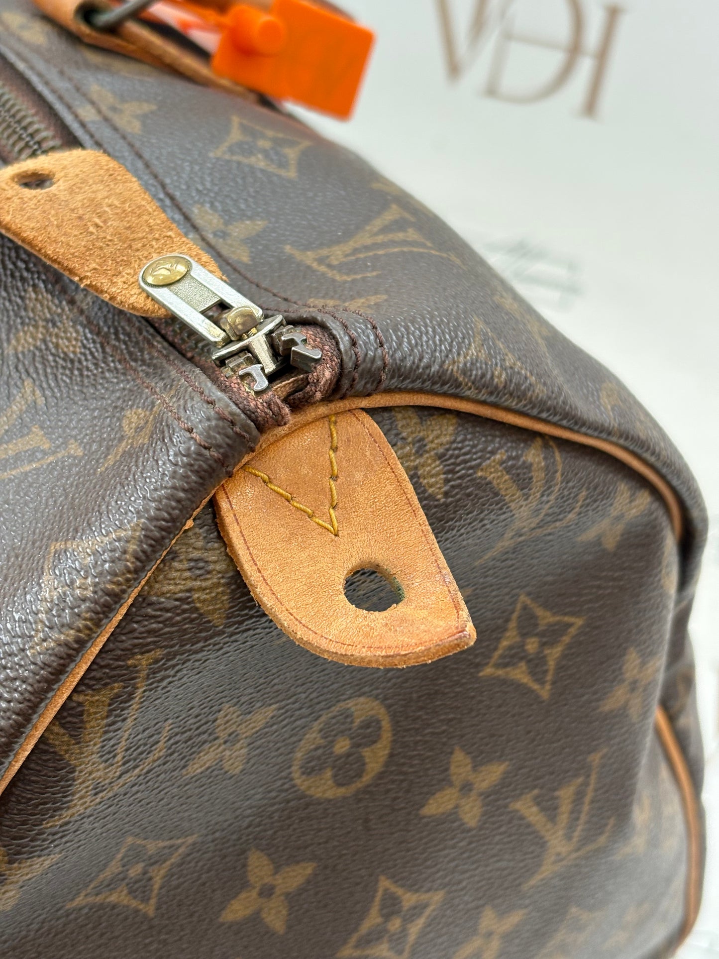 018773 - Louis Vuitton Speedy 40