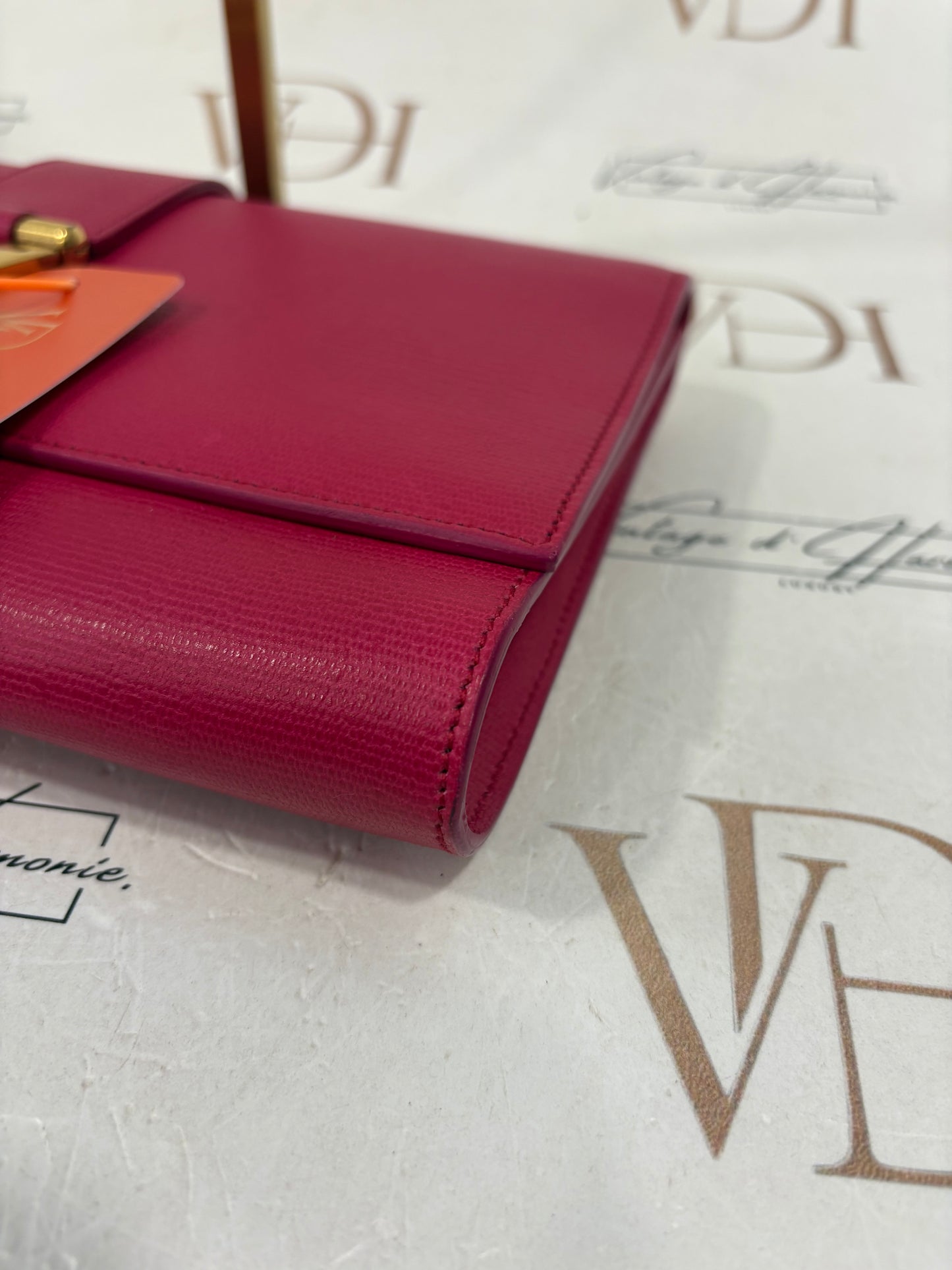 383971 - Saint Laurent Chyc