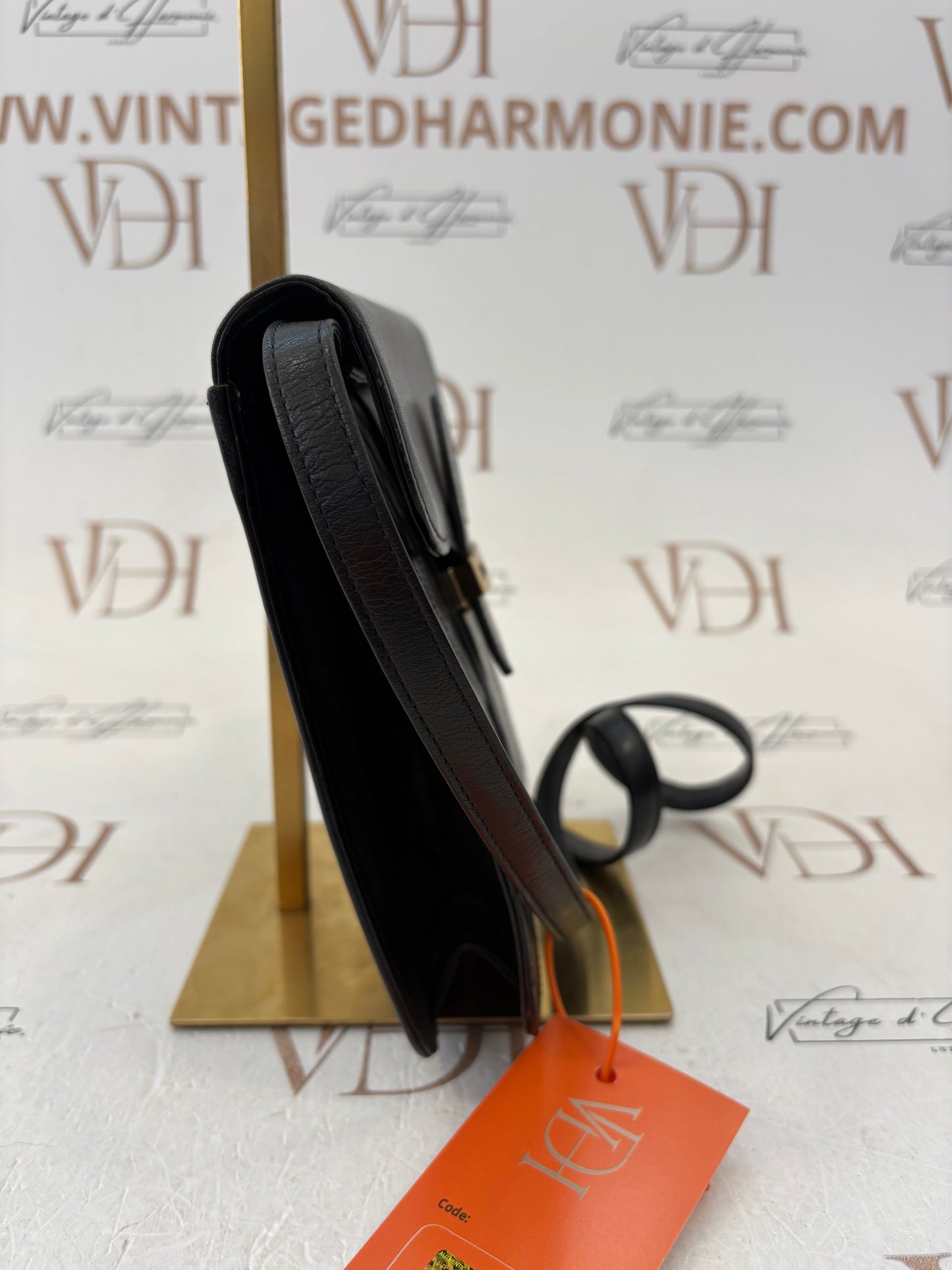 018074 - Saint Laurent Black Vintage