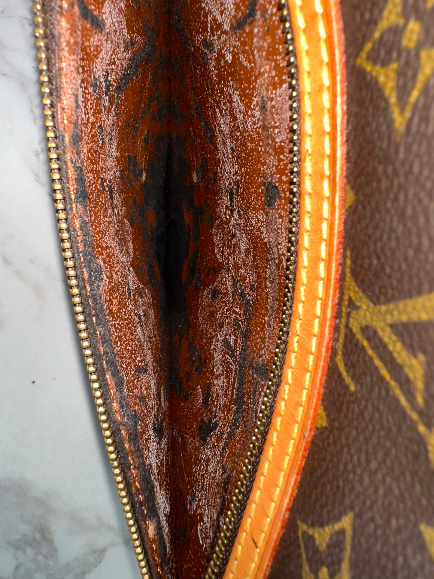 Louis Vuitton Saint German 27
