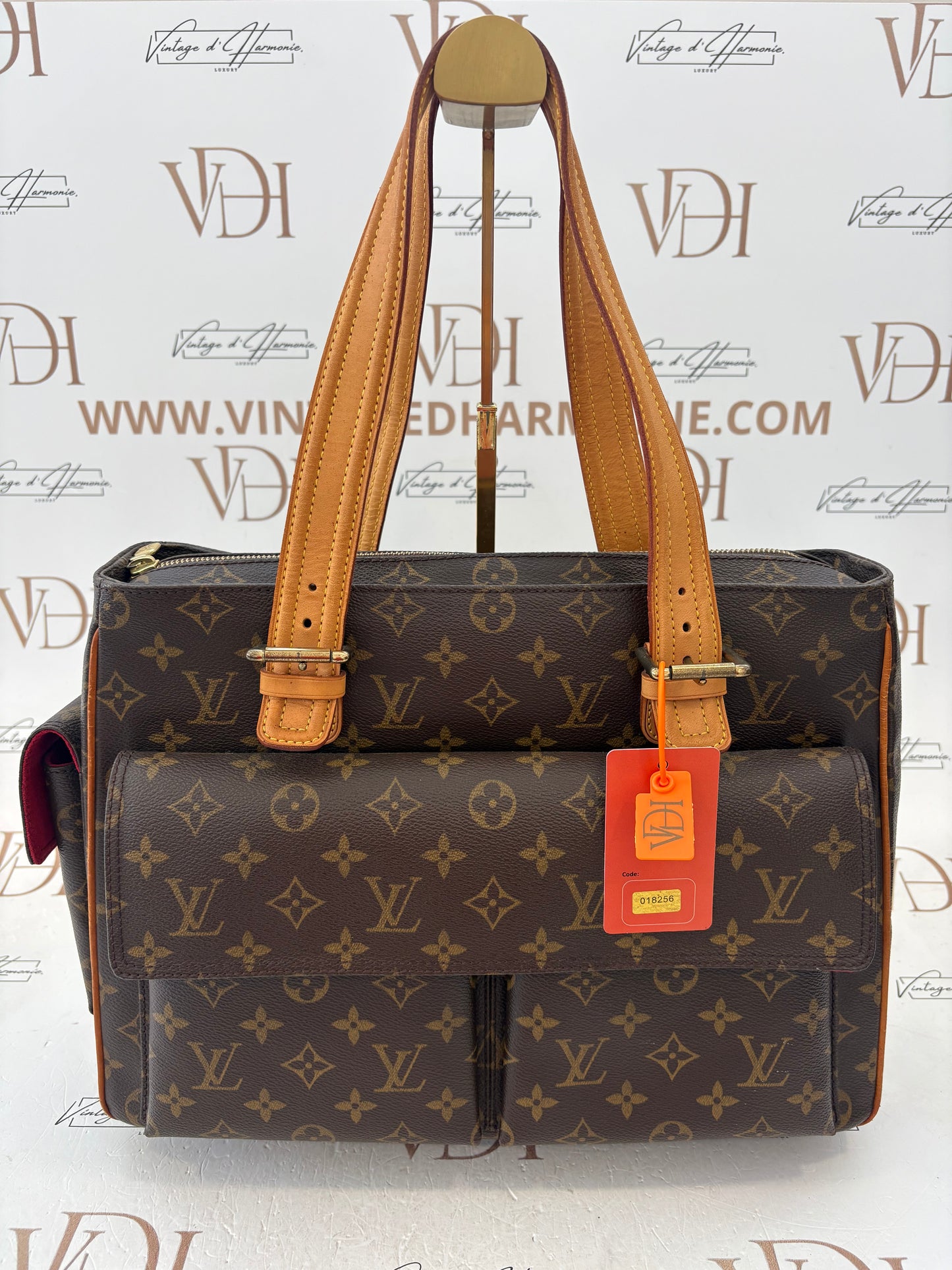 018256 - Louis Vuitton Multipli Cite