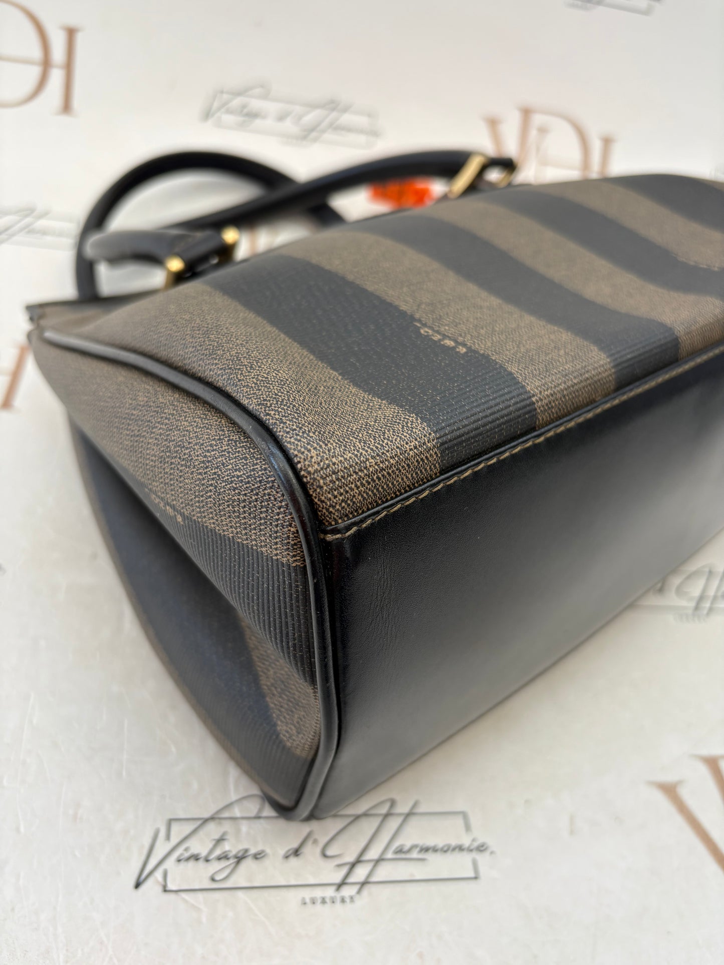 018967 - Fendi Pequin