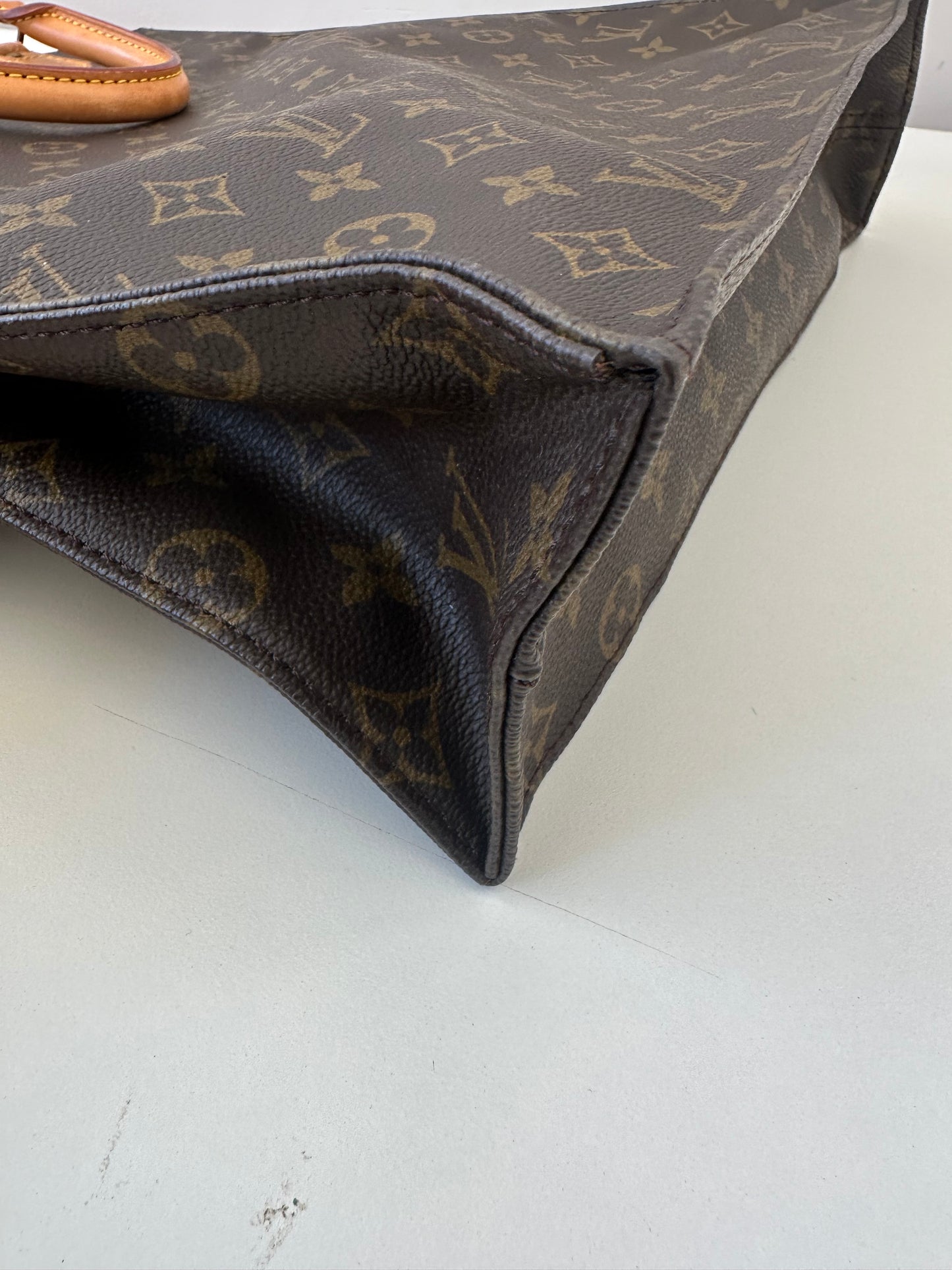 Louis Vuitton Sac Plat
