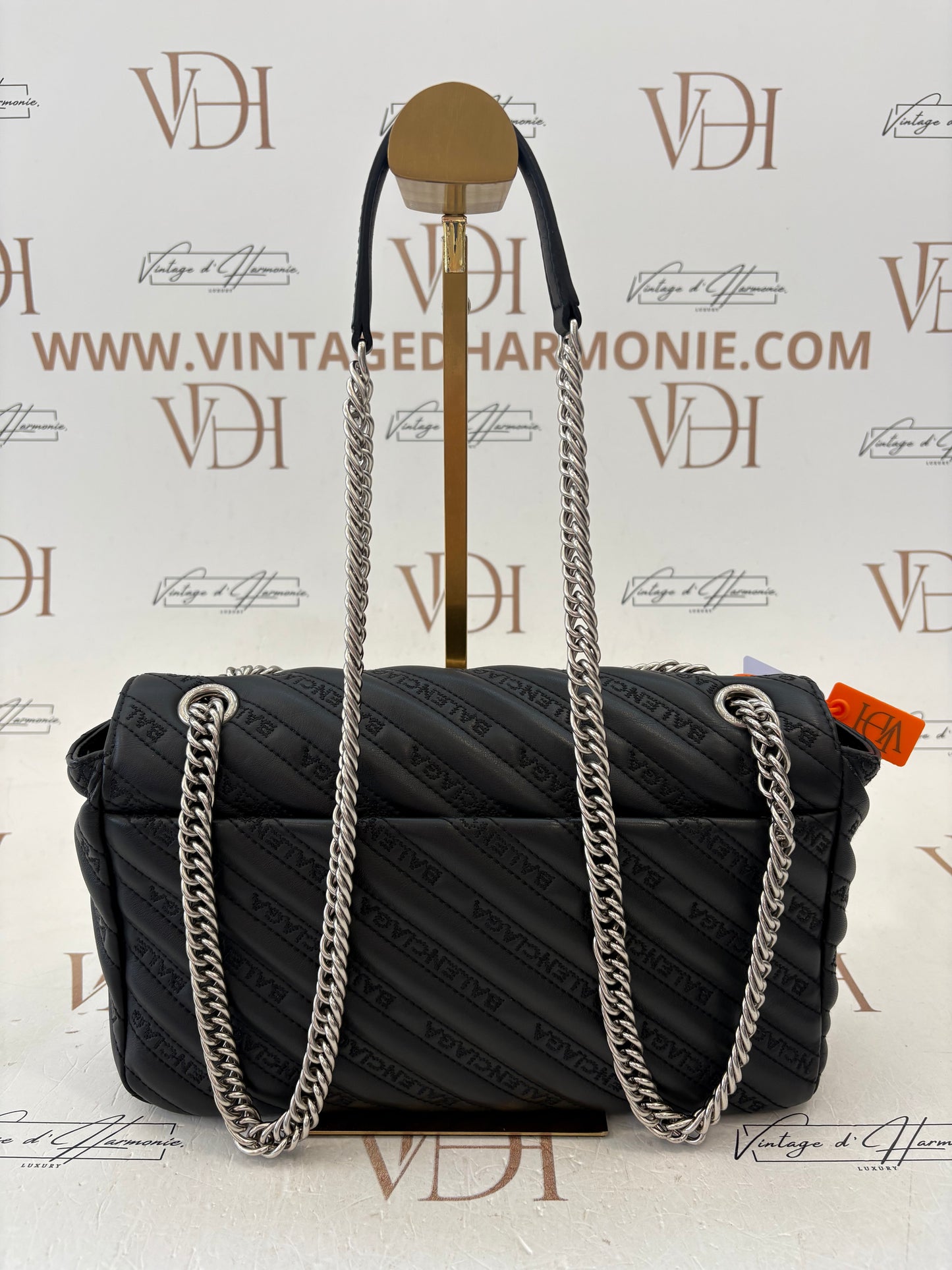 018562 - Balenciaga Black BB Round Chain