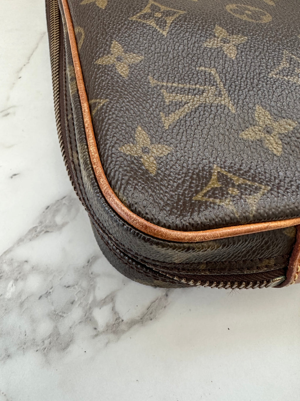 Louis Vuitton Dragonne GM