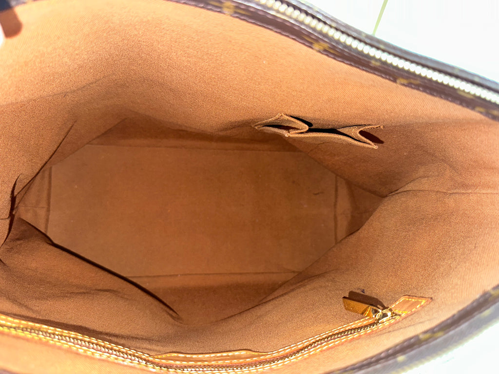 Louis Vuitton Cabas Mezzo