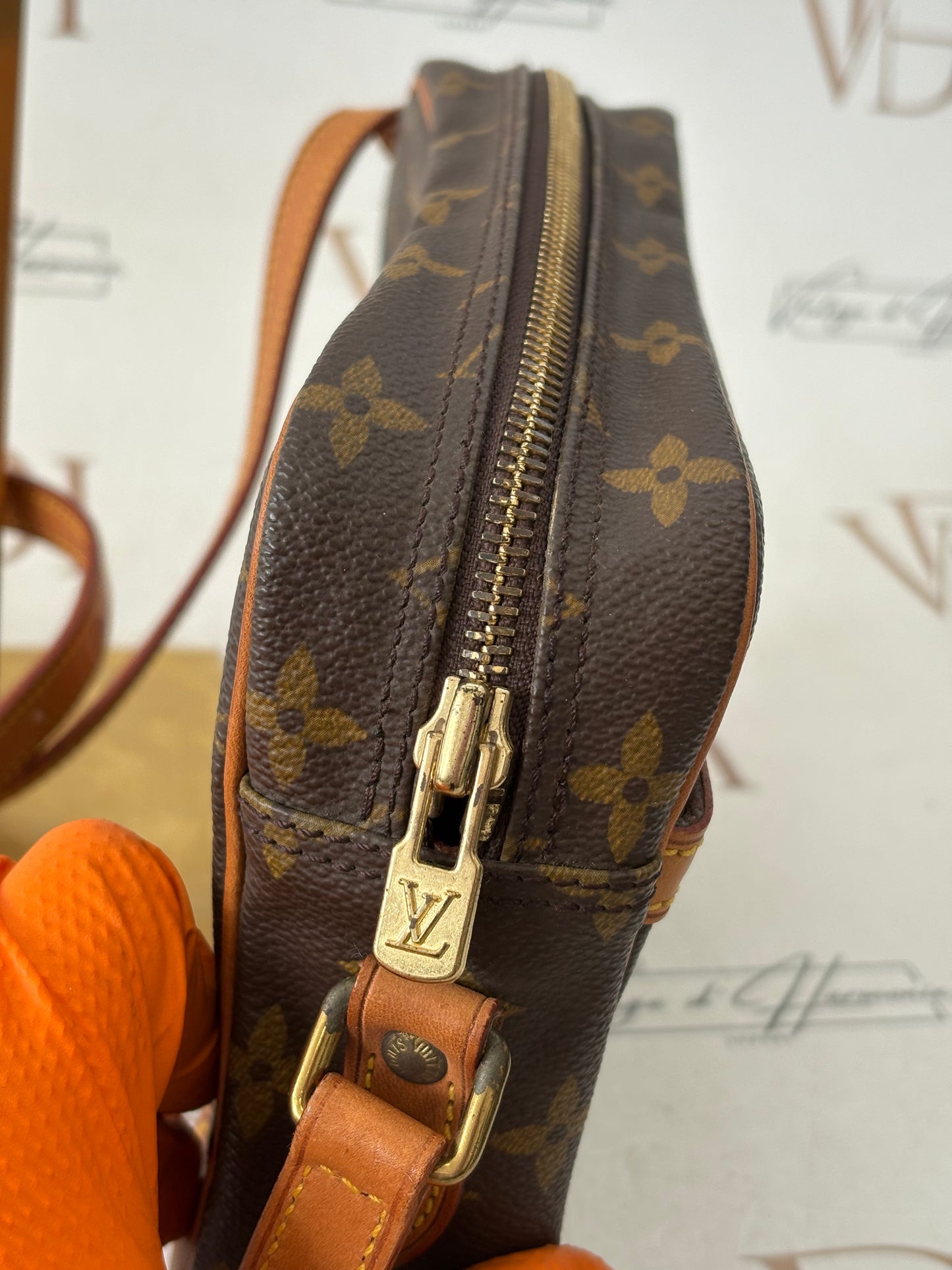 018267 - Louis Vuitton Trocadero 24