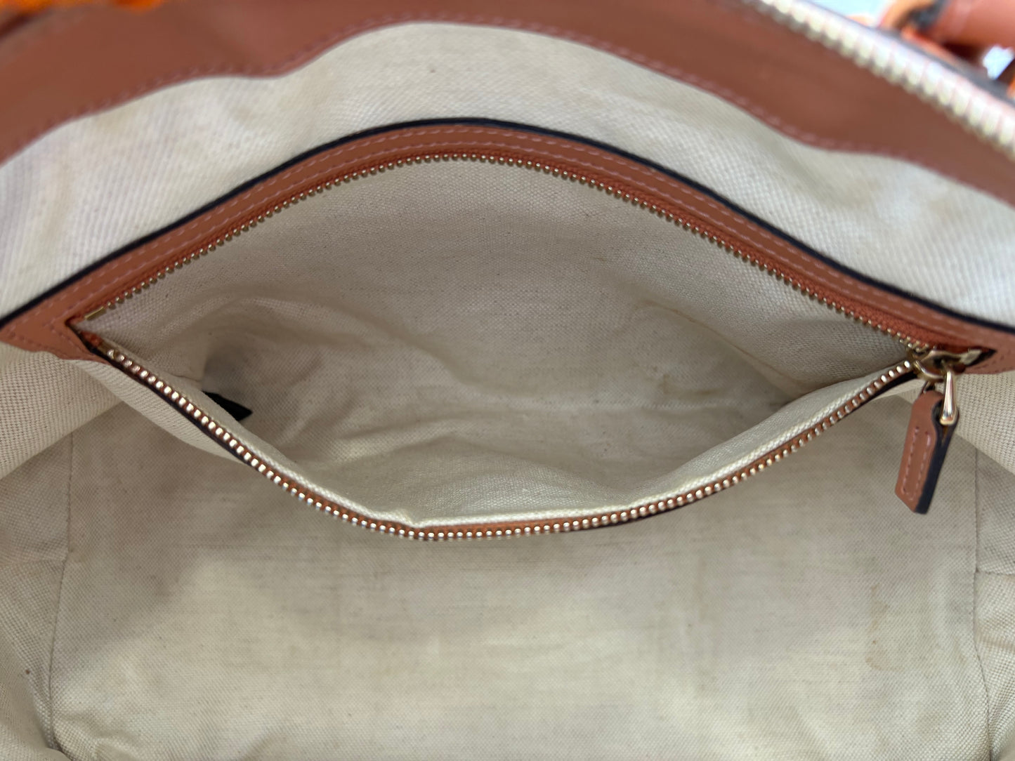 383441 - Gucci Brown