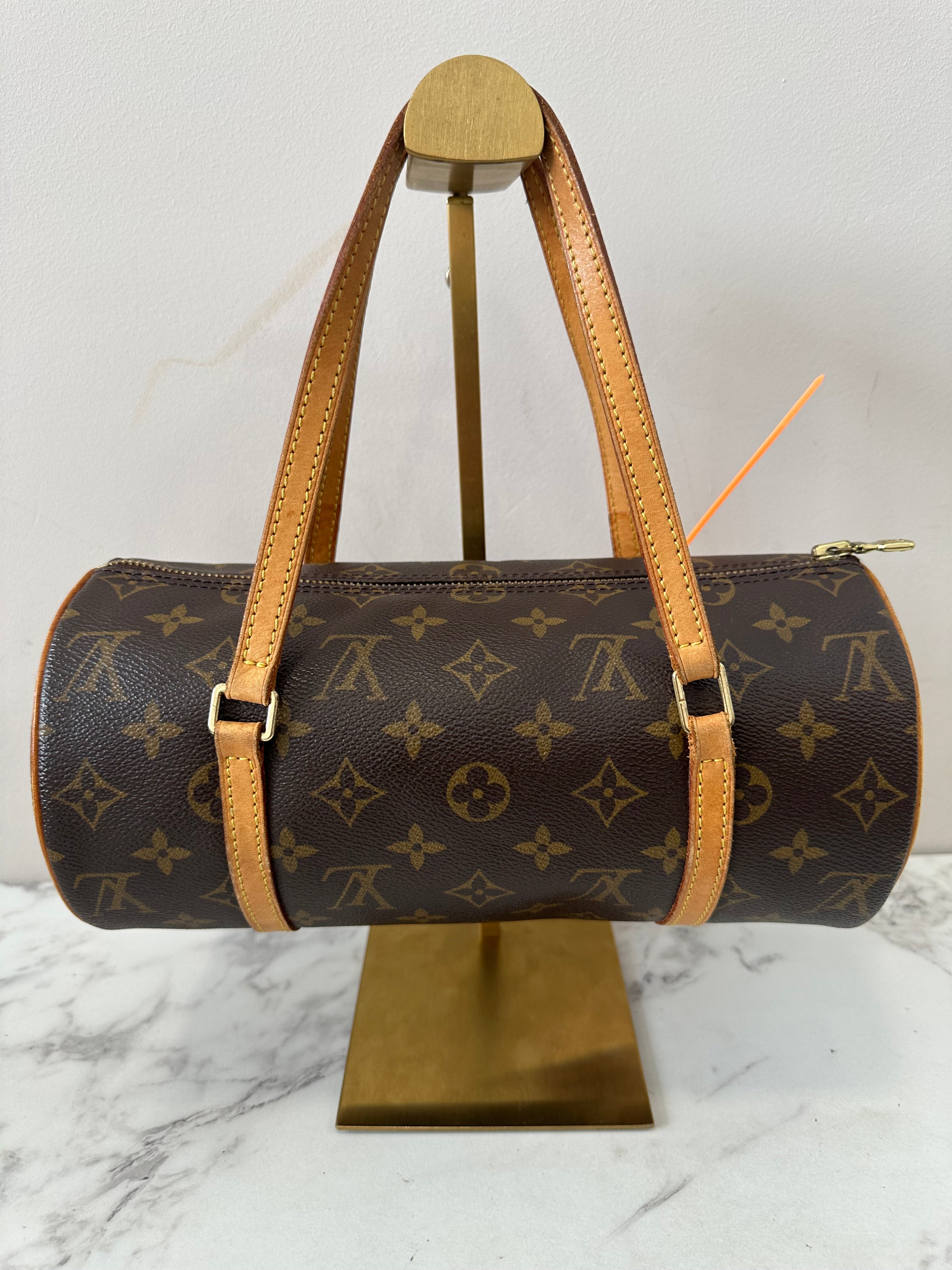 Louis Vuitton Papillon 26
