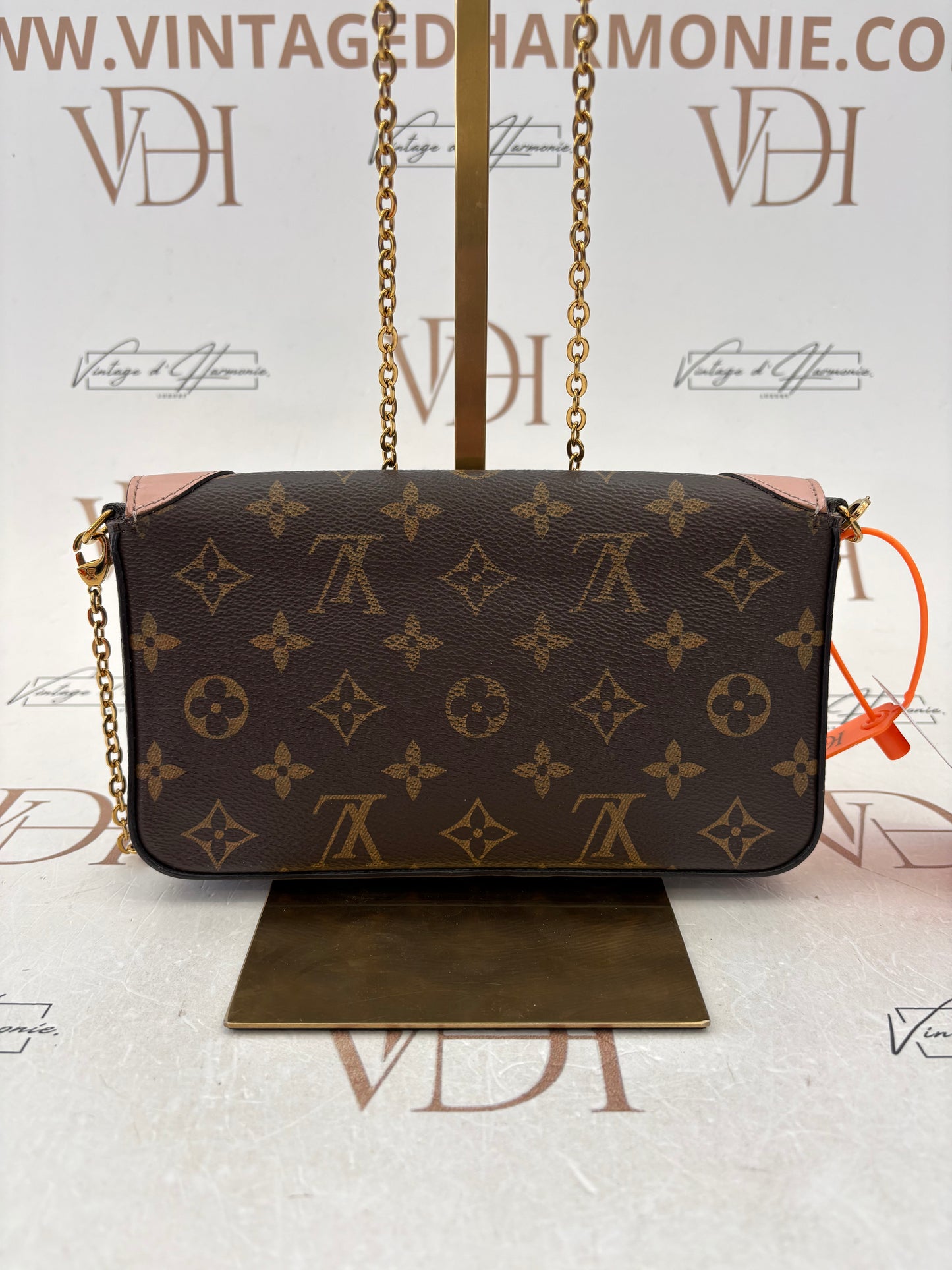 383753 - Louis Vuitton Felicie