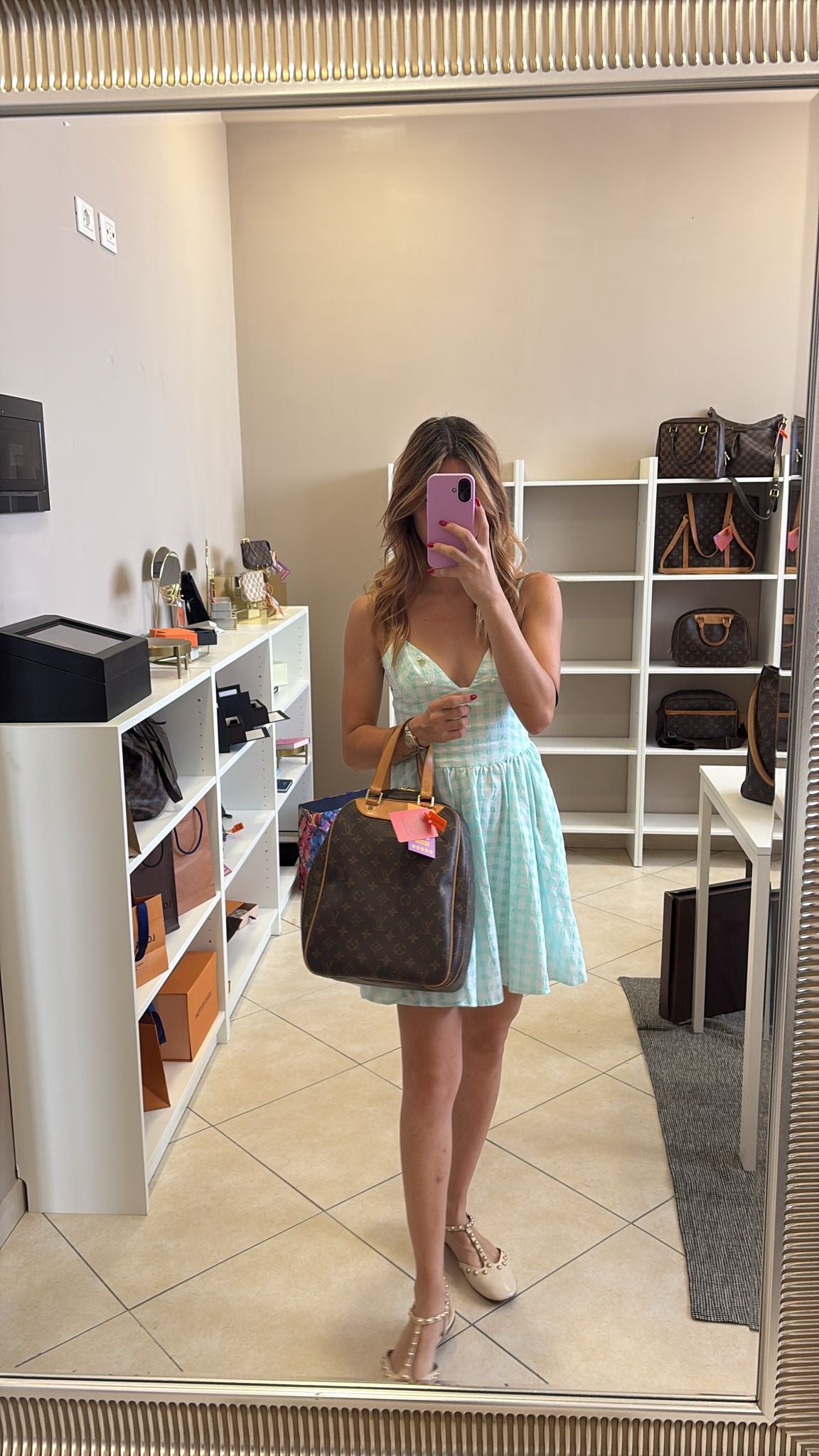 Louis Vuitton Excursion