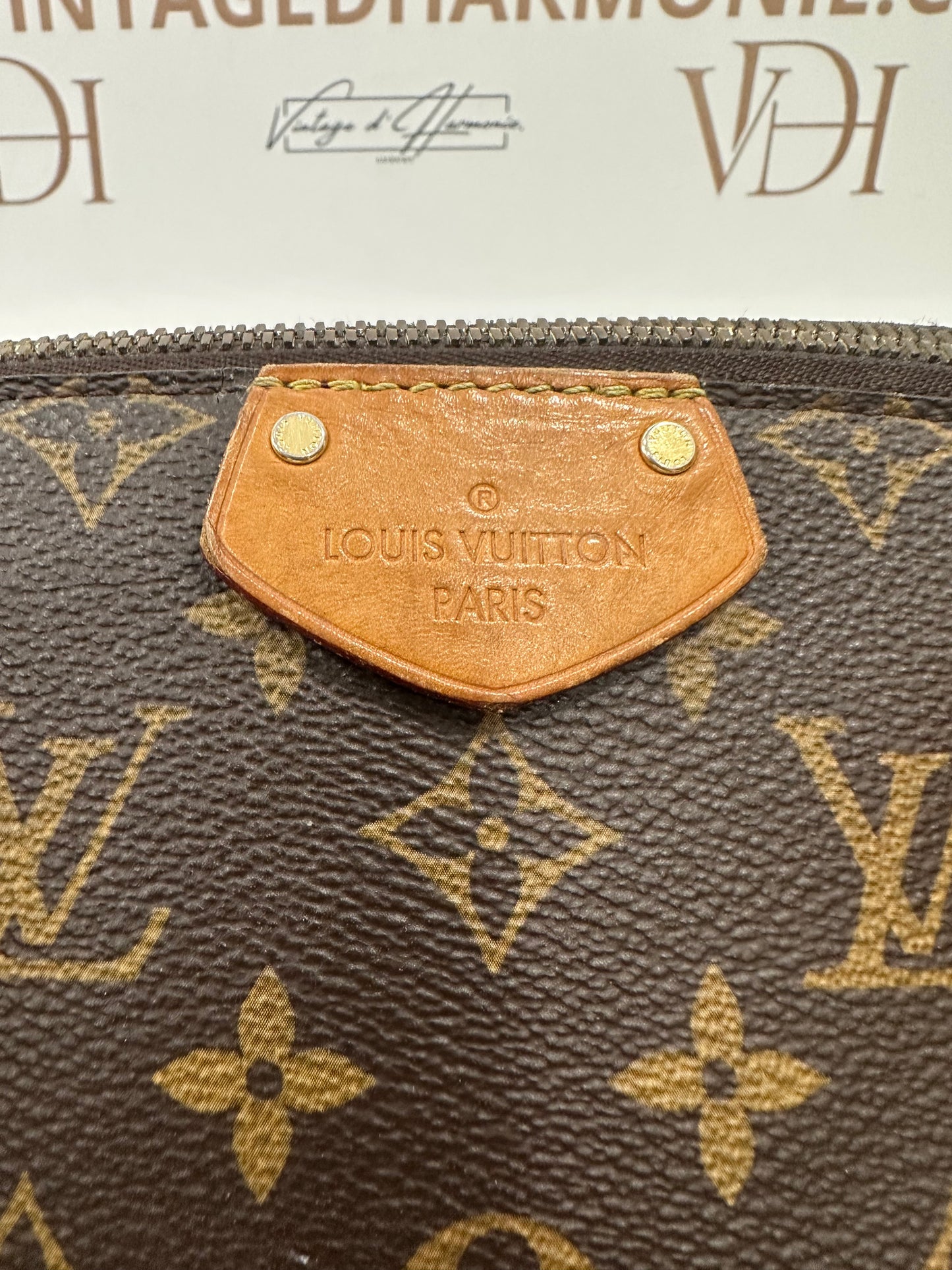 382759 - Louis Vuitton Turenne
