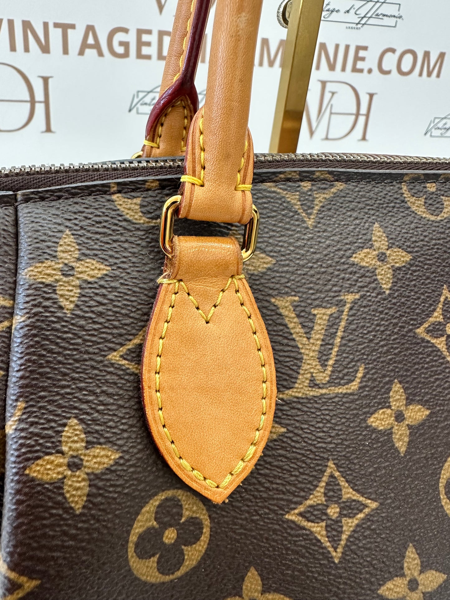 017859 - Louis Vuitton Turenne MM