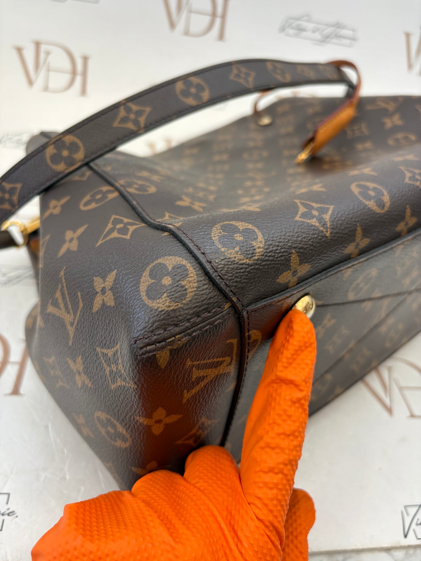 383765 - Louis Vuitton Montaigne GM
