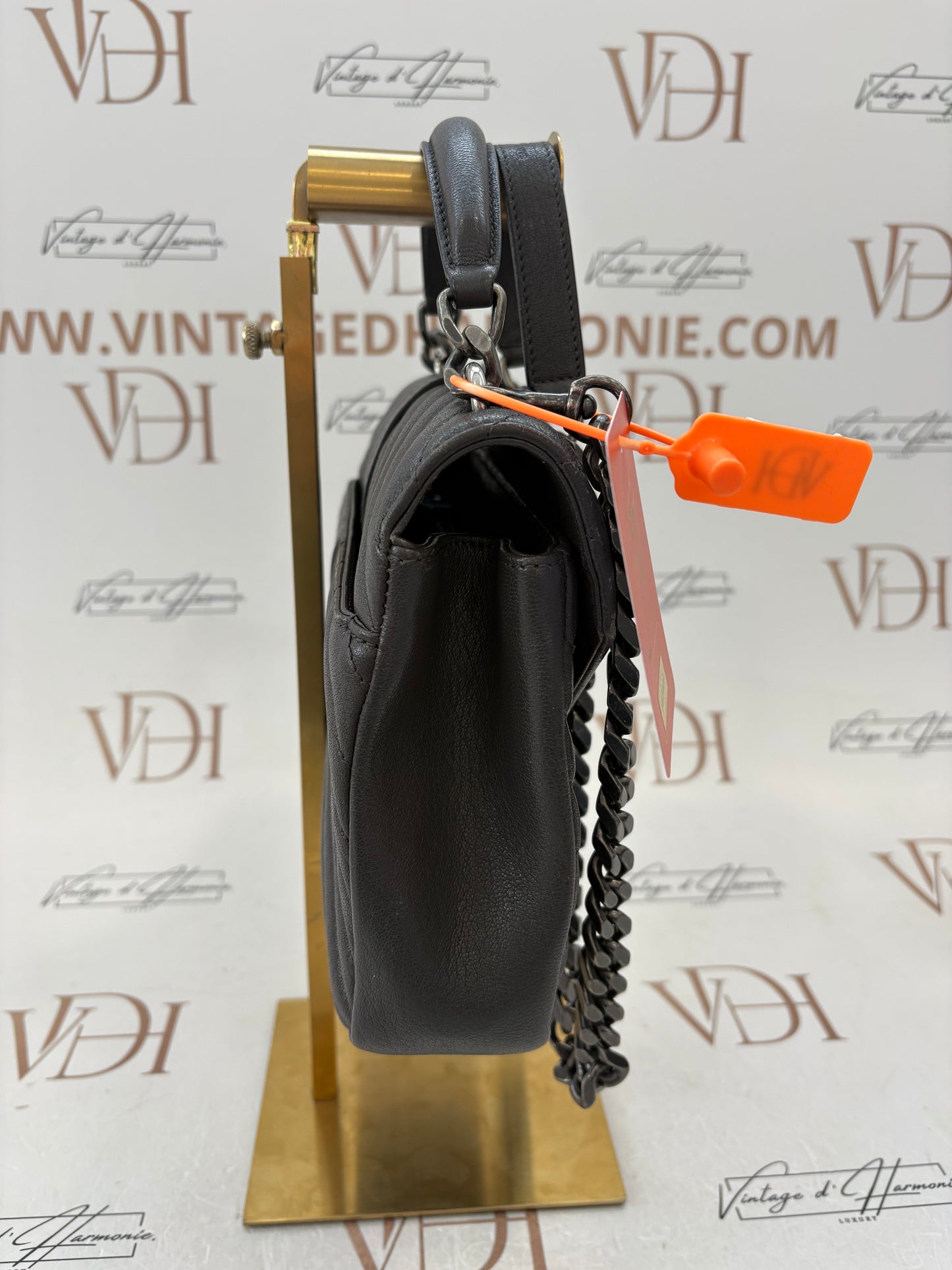 383407 - Saint Laurent College