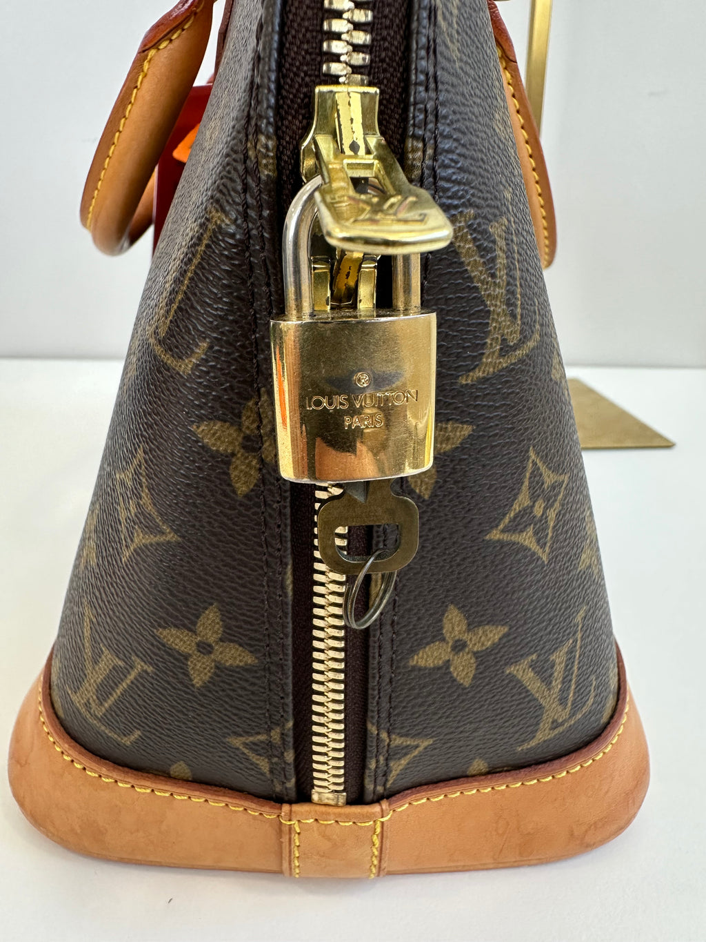 Louis Vuitton Alma