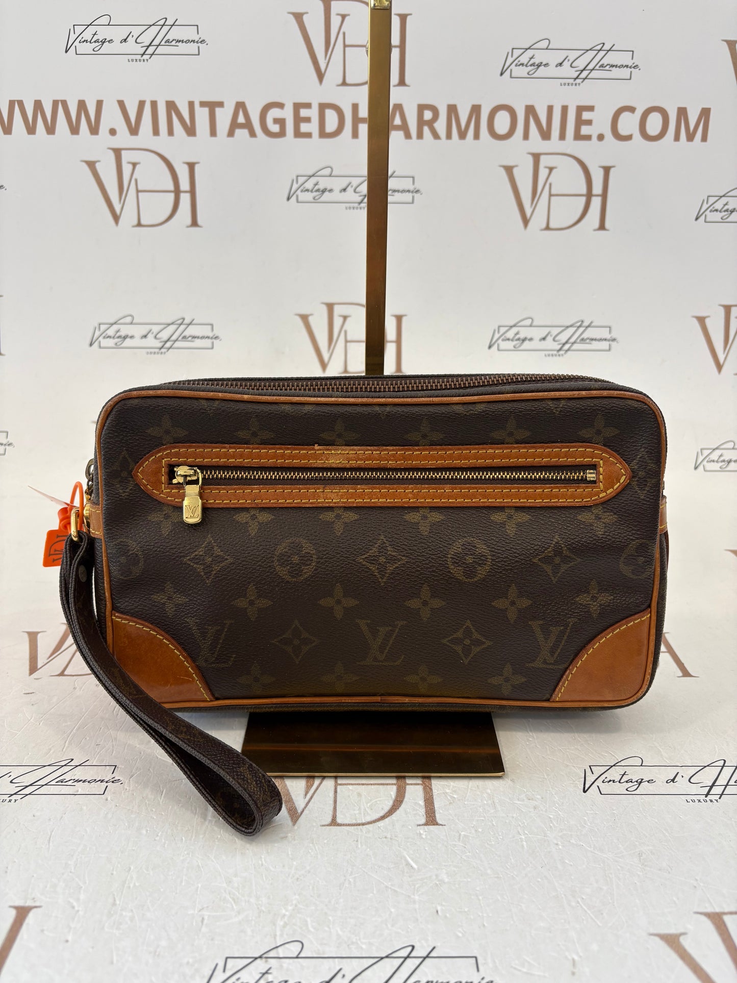 018116 - Louis Vuitton Dragonne GM