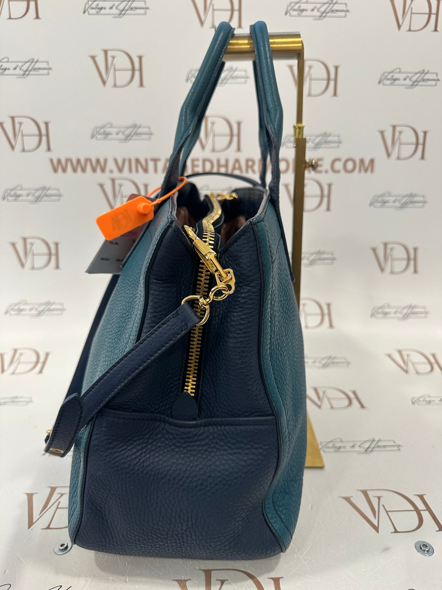 382542 - Miu Miu