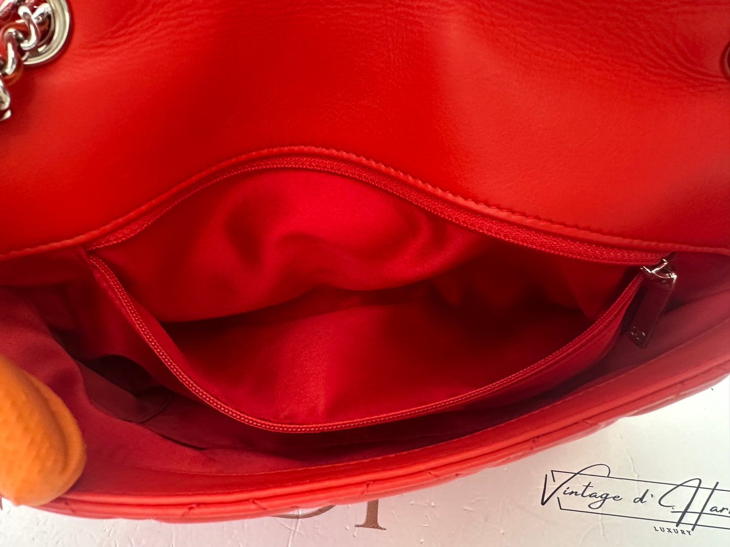 017898 - Chanel Red Lambskin