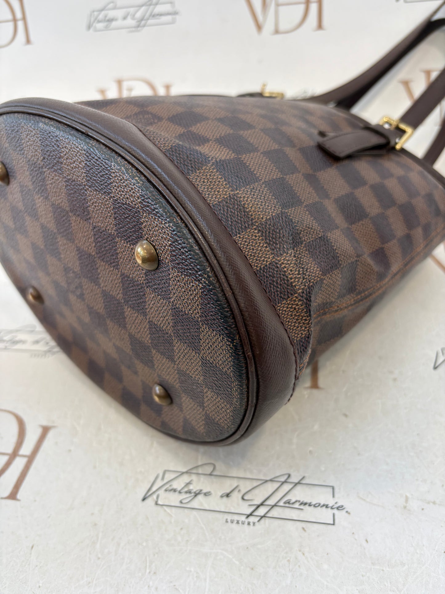 018281 - Louis Vuitton Marais