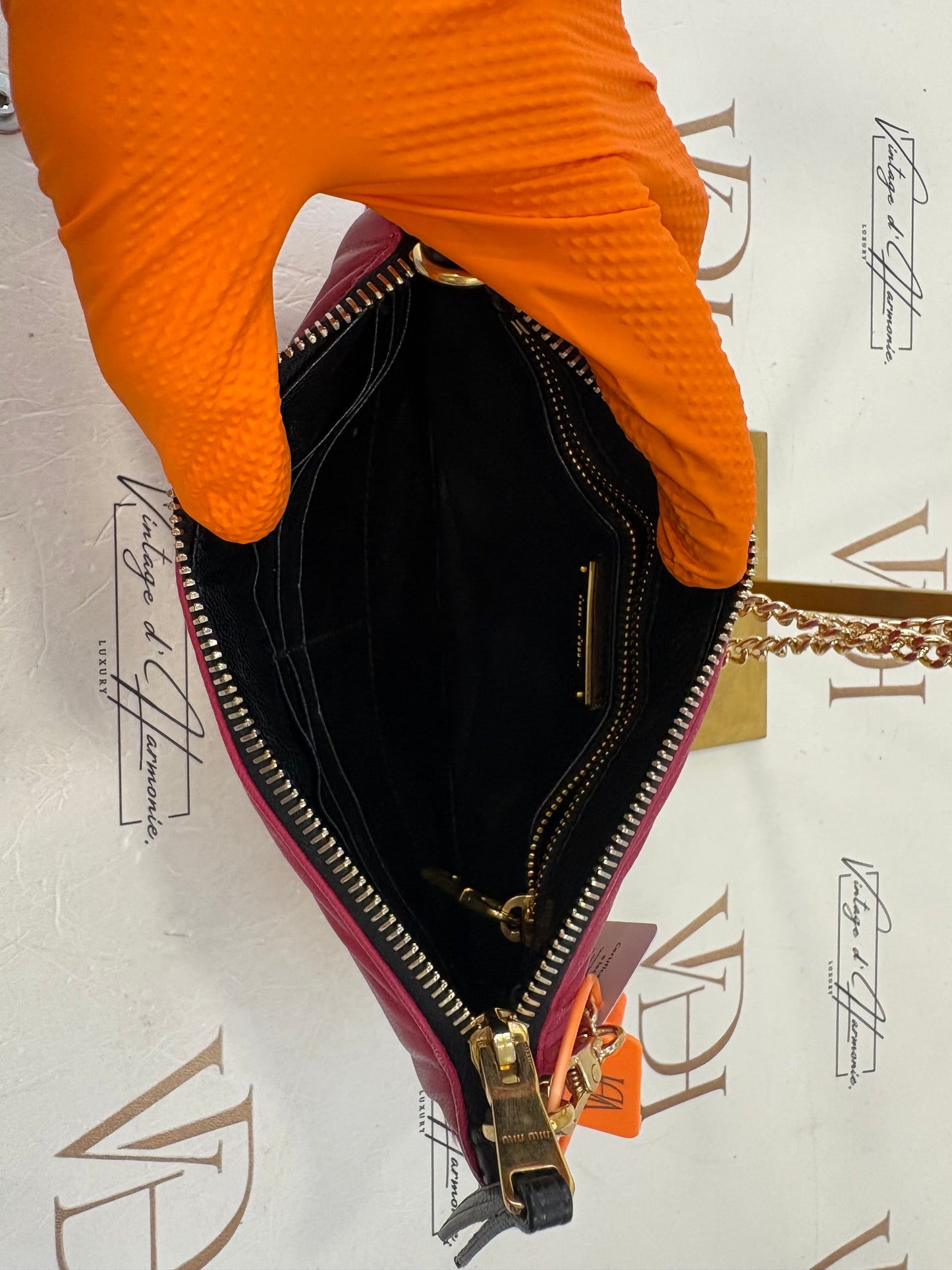 383227 - Miu Miu Zipper Wallet