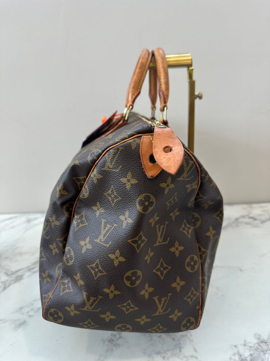 Louis Vuitton Speedy 40