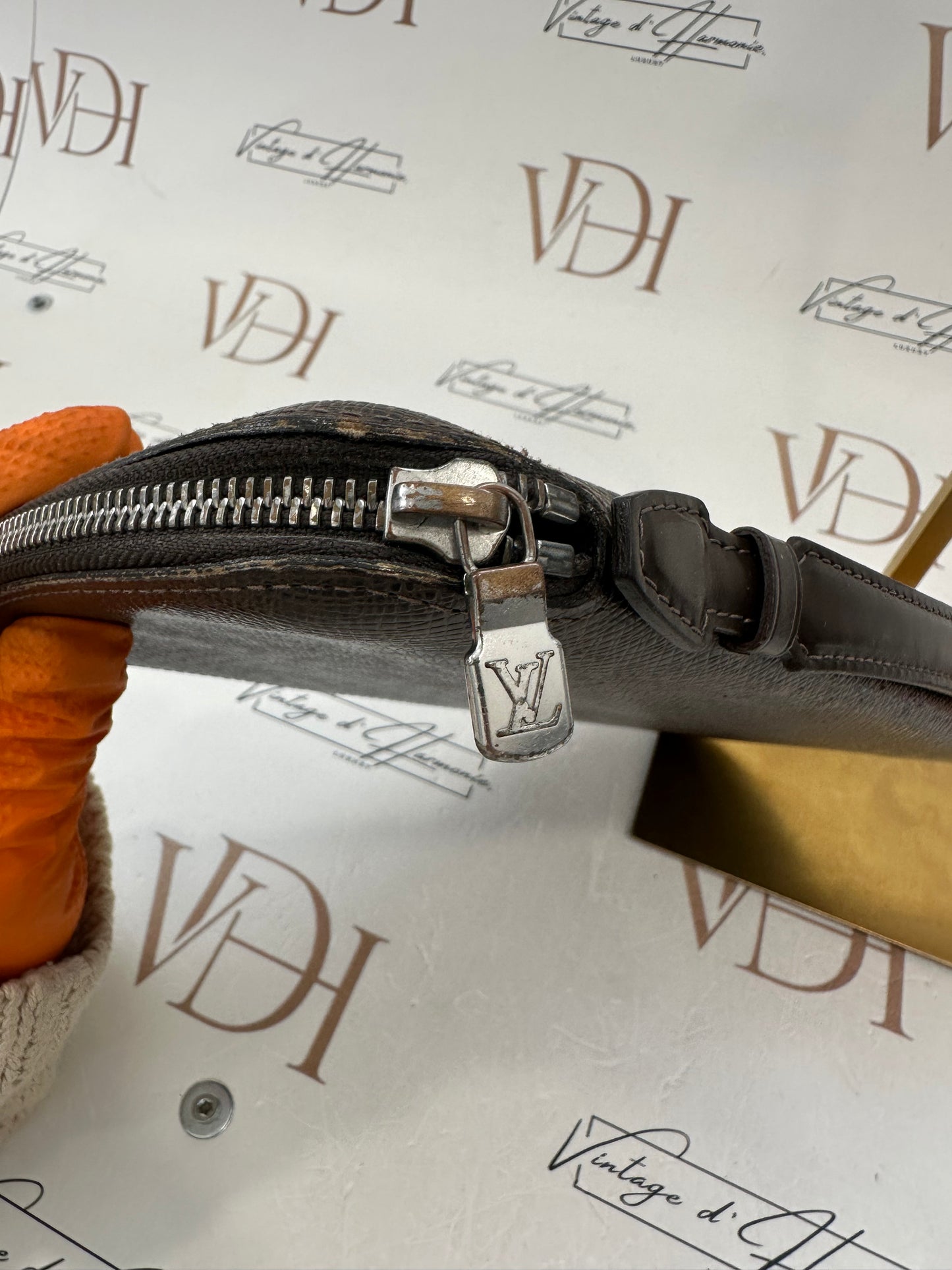 102624 - Louis Vuitton Atoll