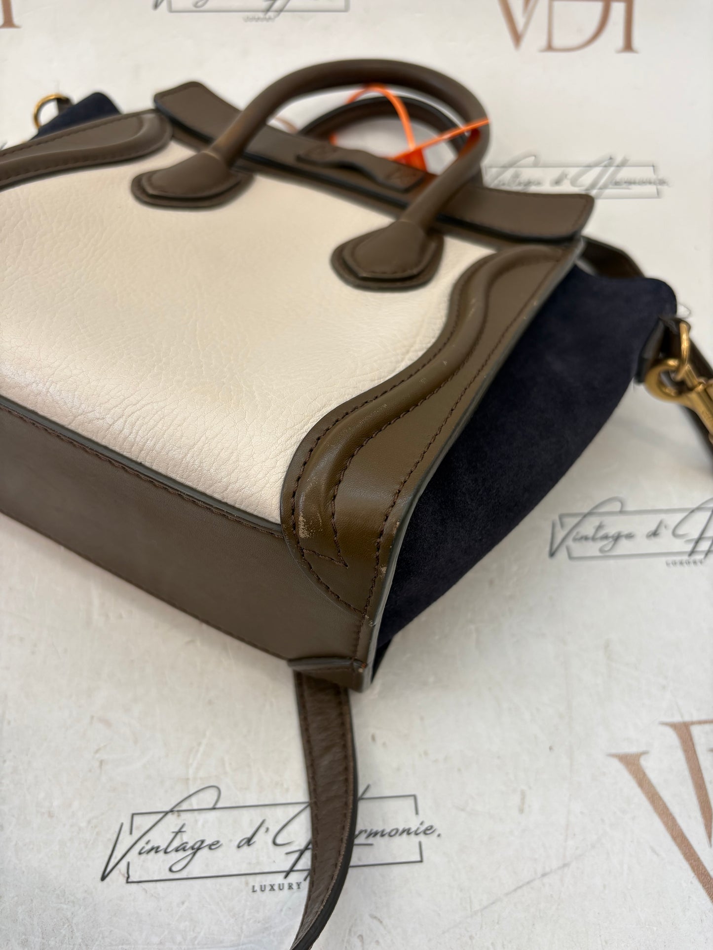 384195 - Céline Luggage