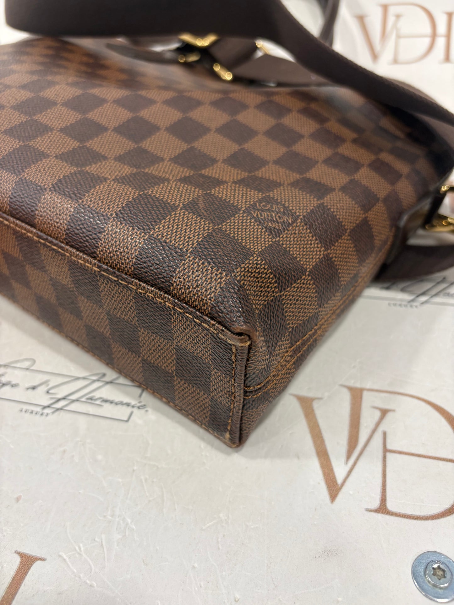 018869 - Louis Vuitton Porte Document Jour