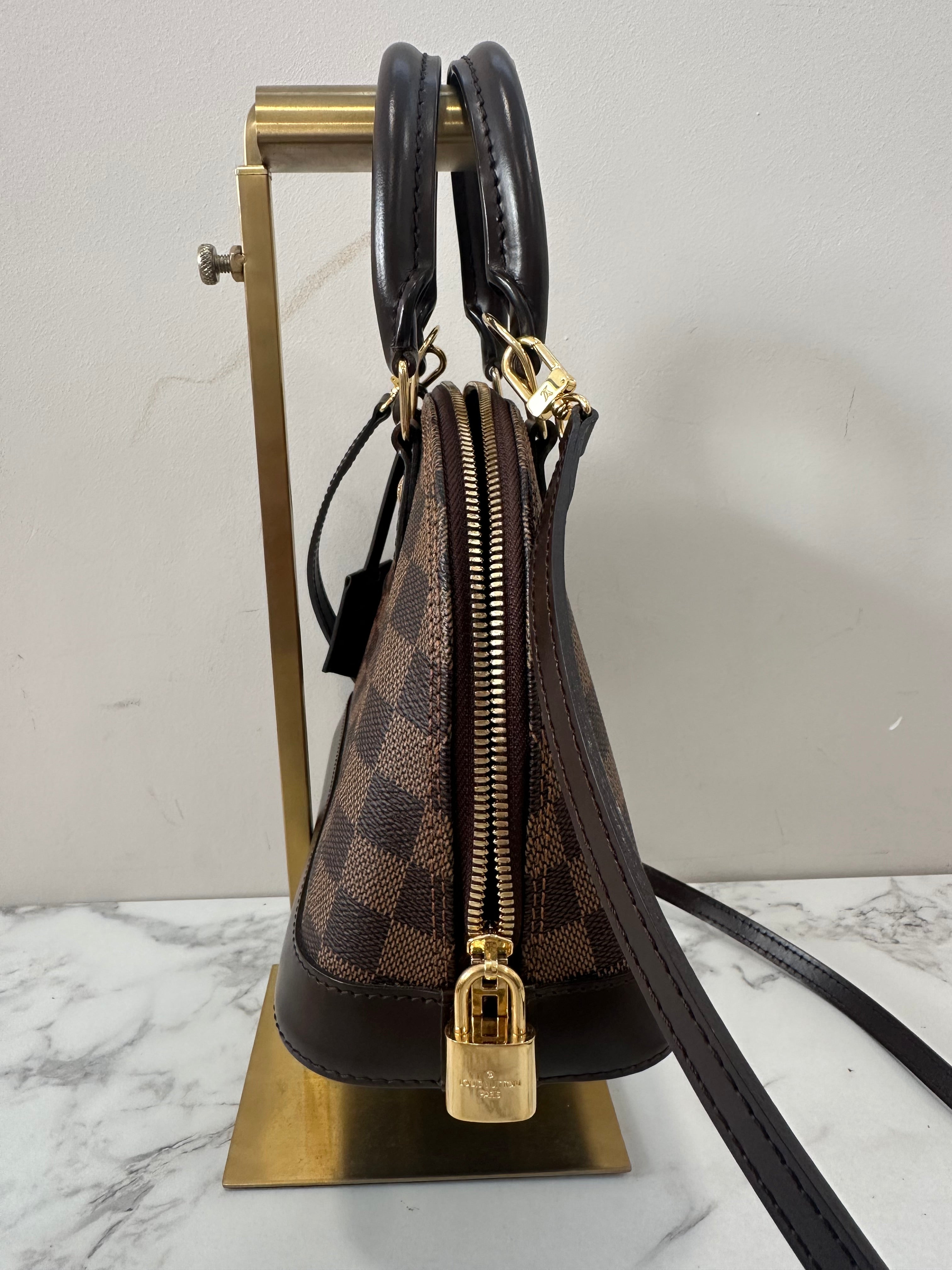 Louis Vuitton Alma BB Damier