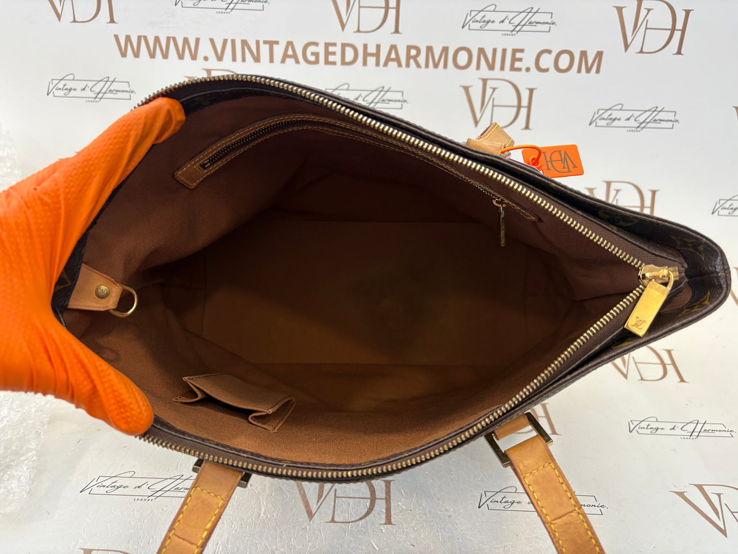 018582 - Louis Vuitton Cabas Mezzo