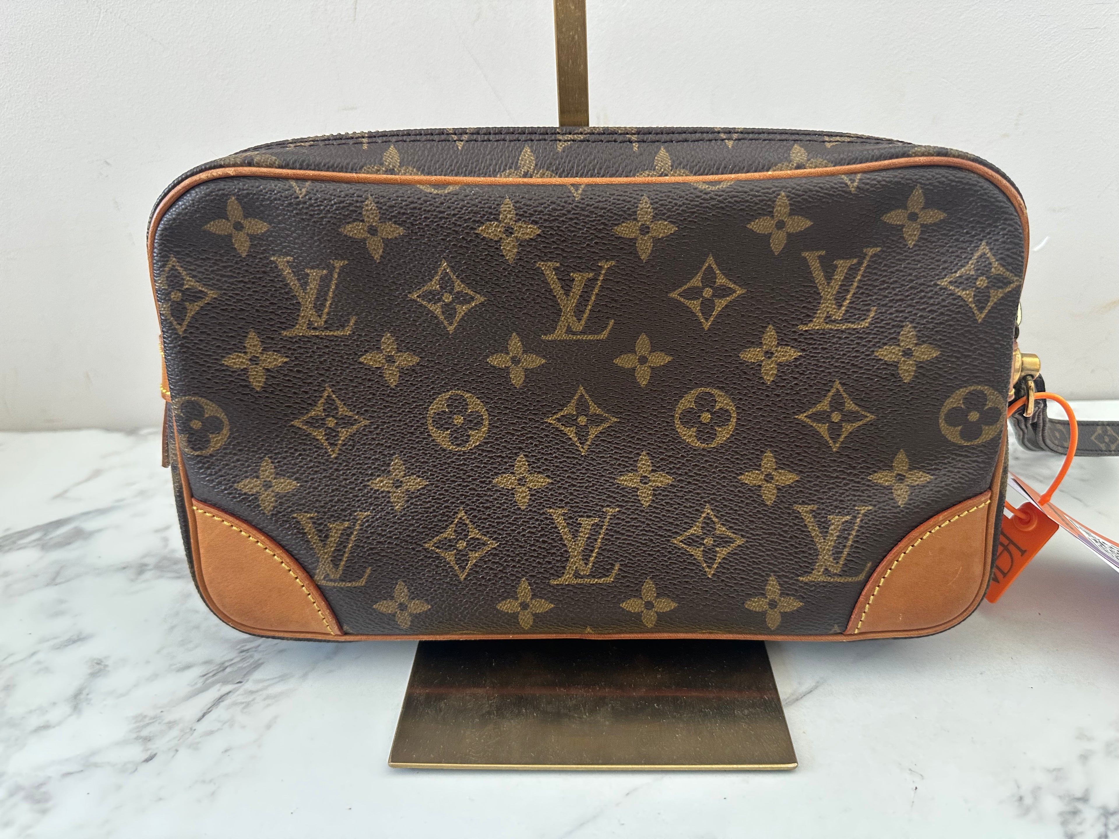 Louis Vuitton Dragonne GM