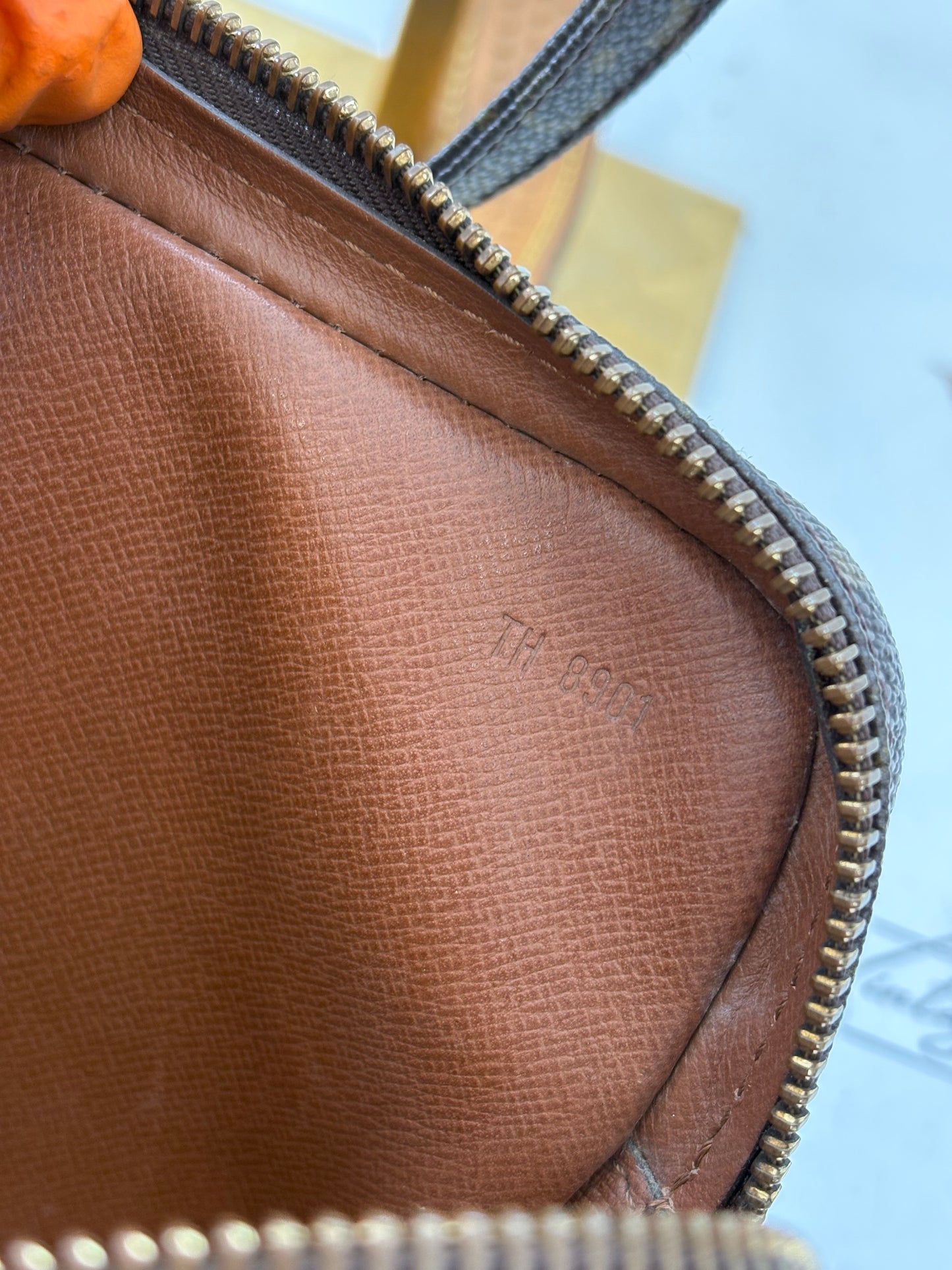 018287 - Louis Vuitton Marly Bandouliere