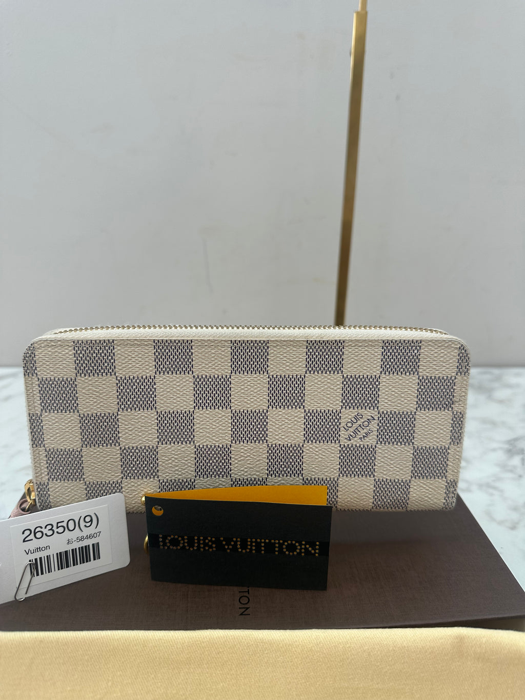 Louis Vuitton Azur Portefeuille Clemence Zippy Wallet