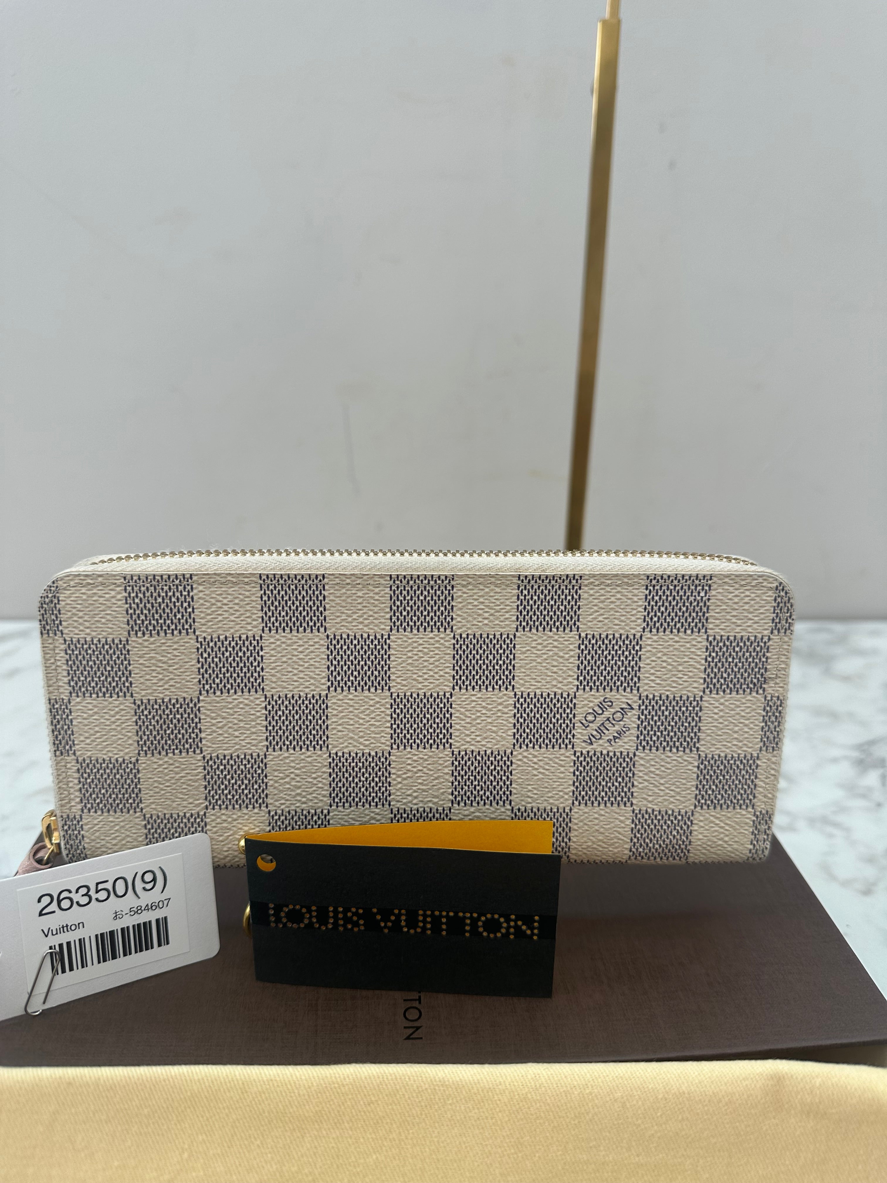 Louis Vuitton Azur Portefeuille Clemence Zippy Wallet