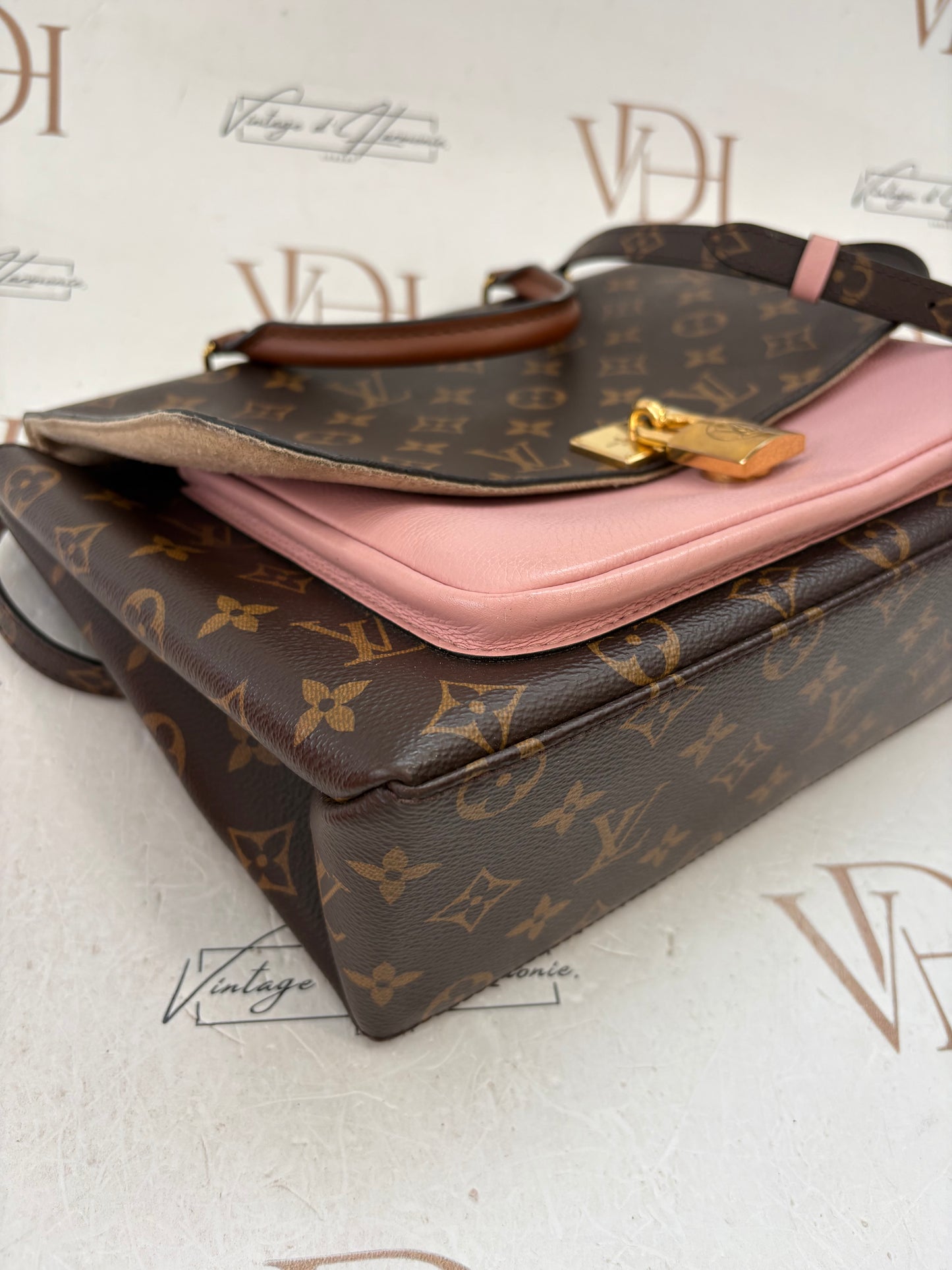 200734 - Louis Vuitton Marignan