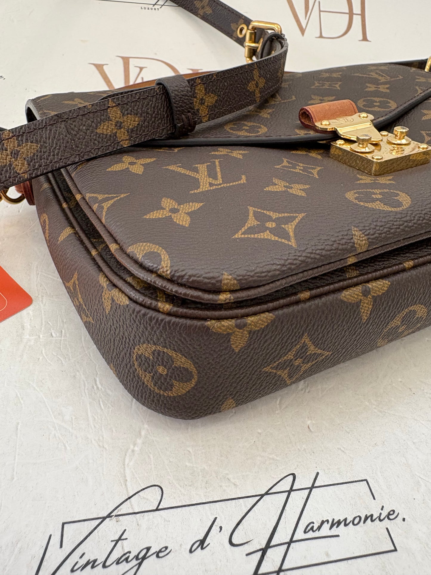 382831 - Louis Vuitton Metis
