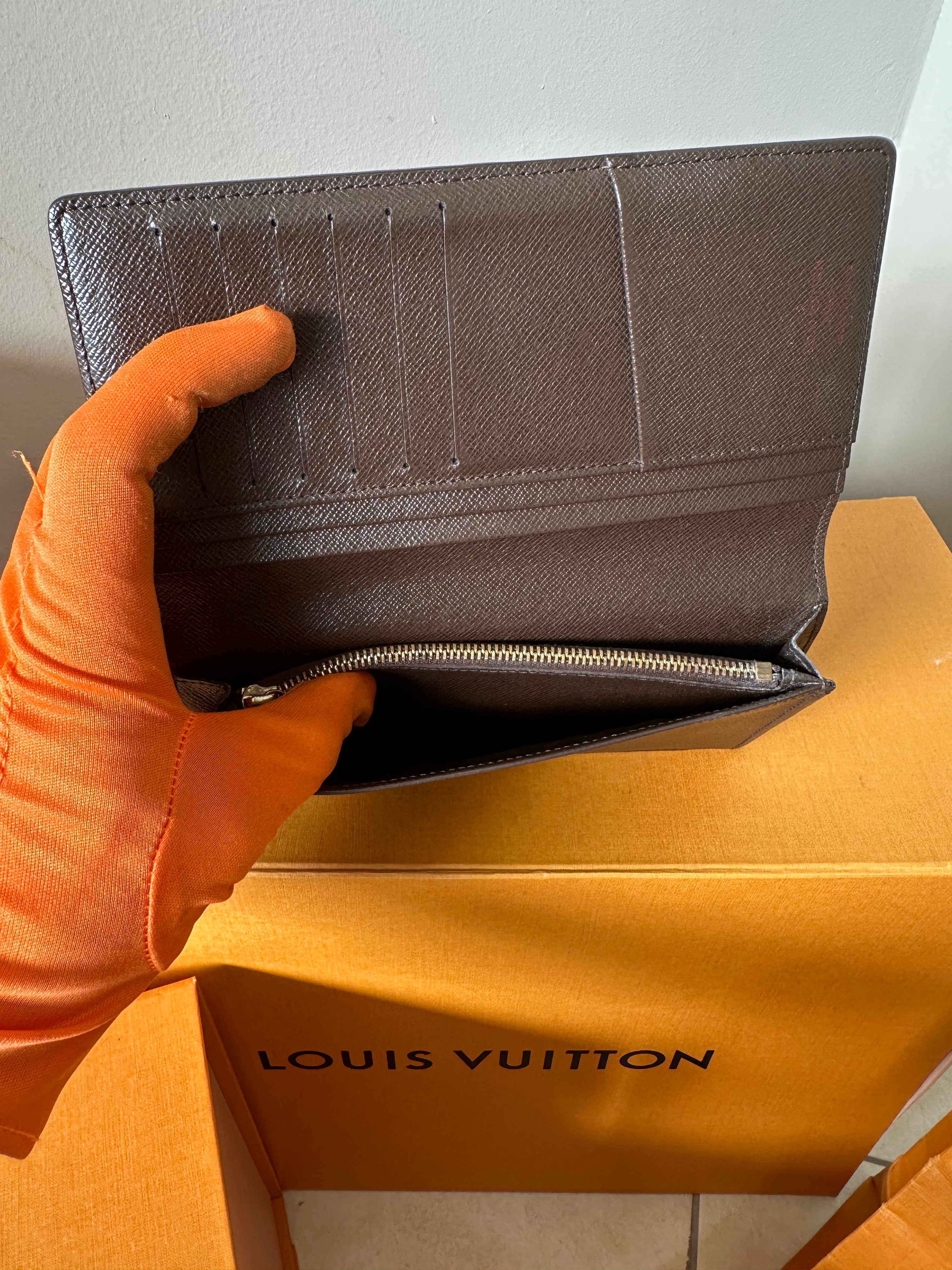 Louis Vuitton Brezza long