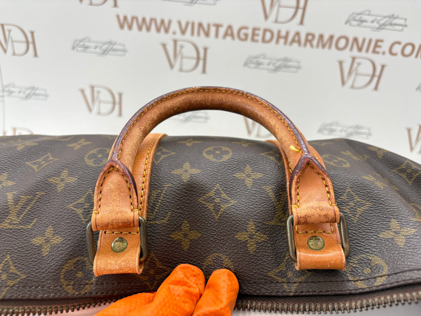 018145 - Louis Vuitton Keepall 50