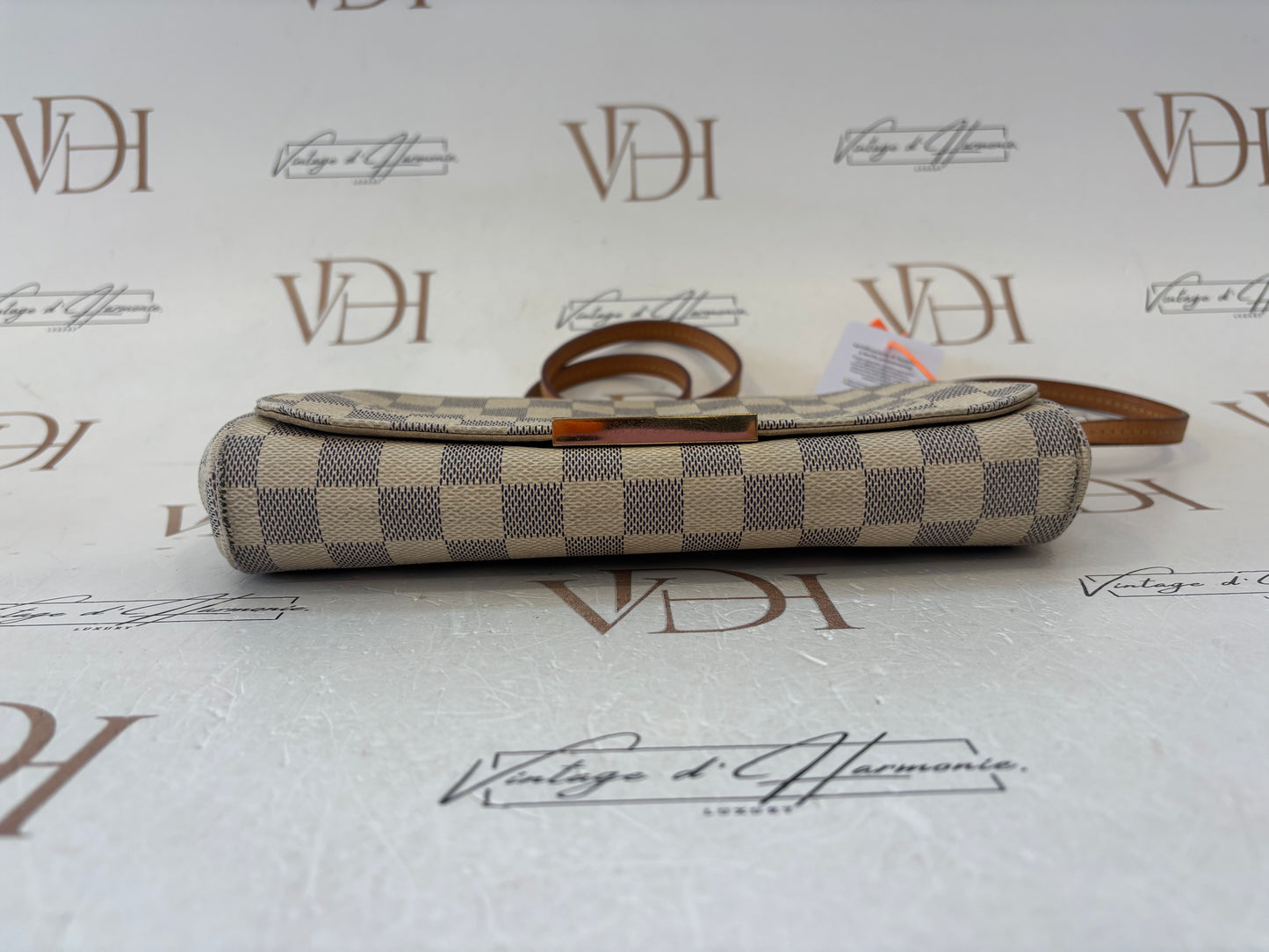 382891 - Louis Vuitton Favorite
