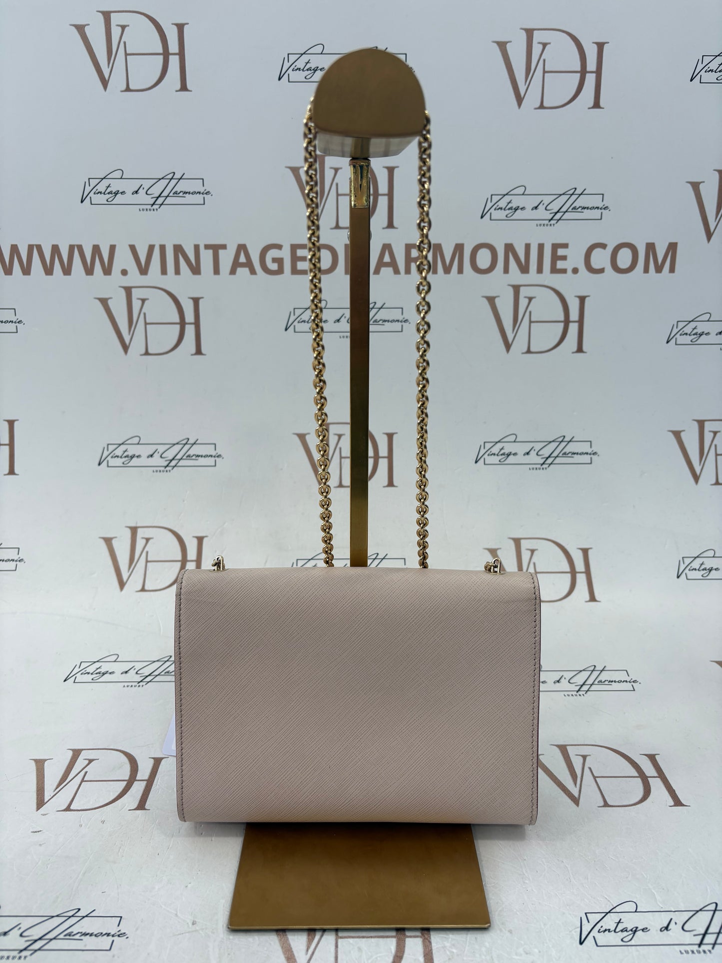 384178 - Salvatore Ferragamo Vara