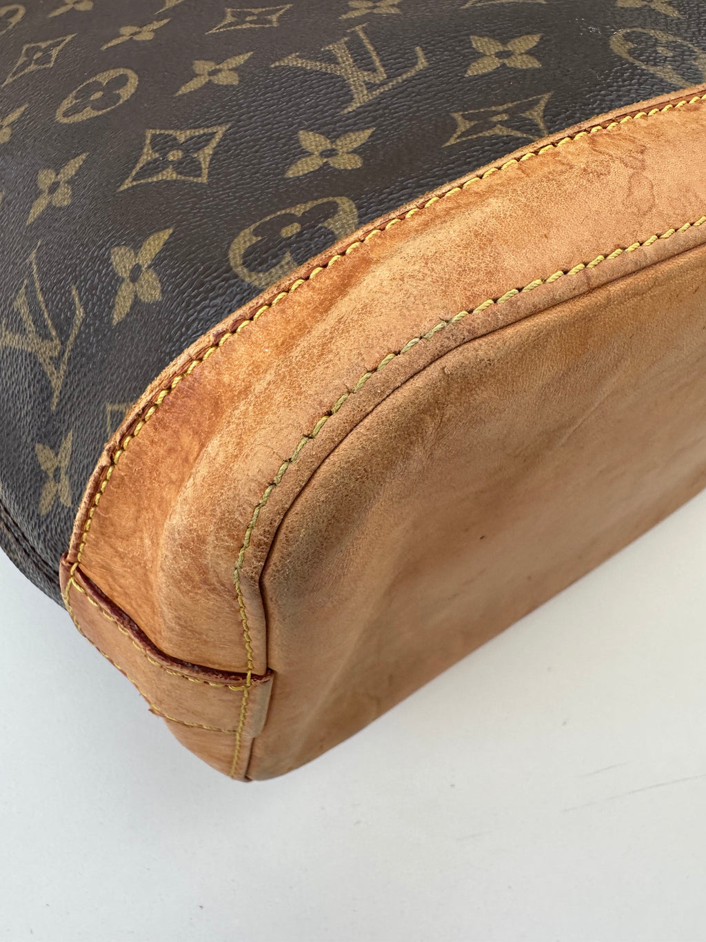 Louis Vuitton Lockit Vertical