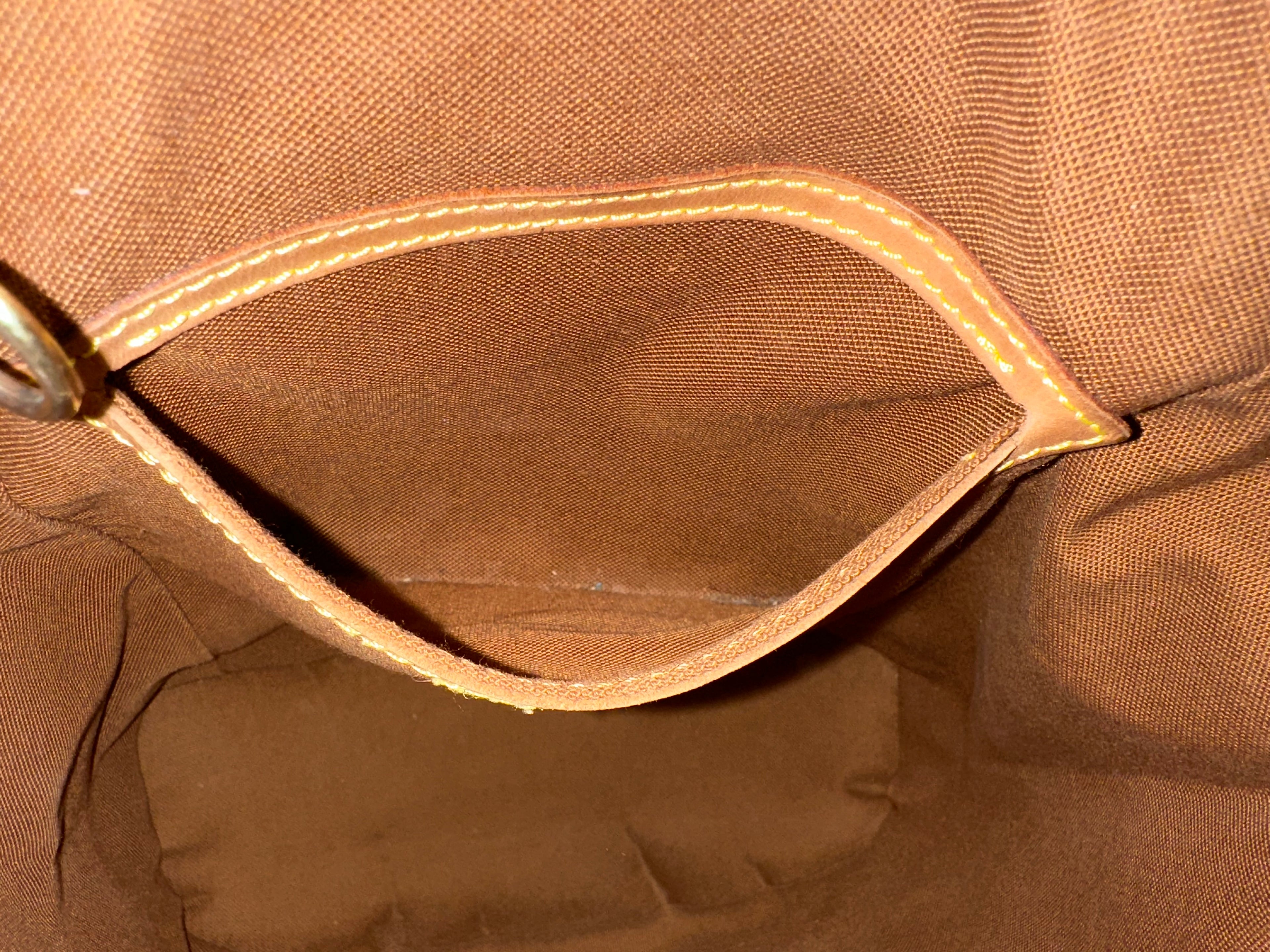 Louis Vuitton Montsouris MM