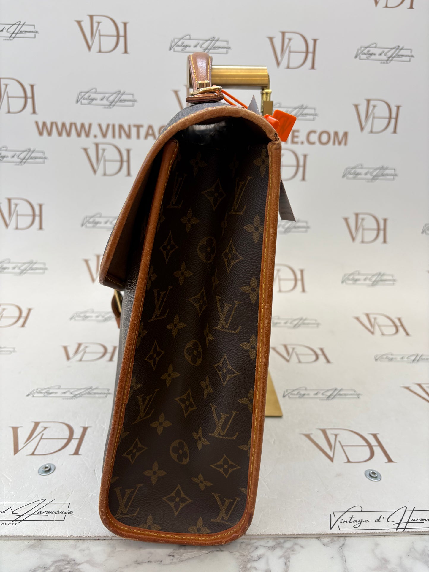 017677 - Louis Vuitton Beverly Business 43