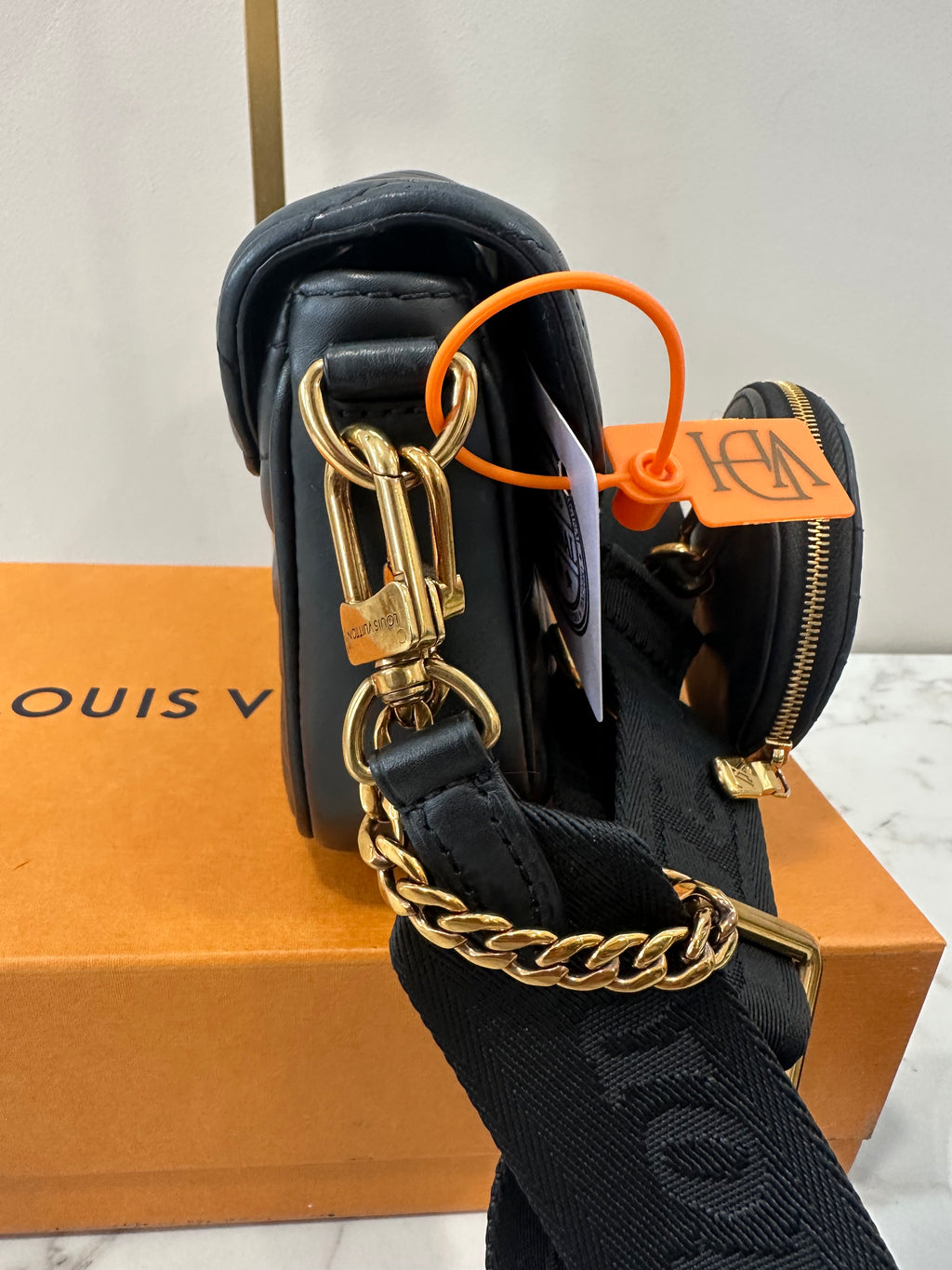 Louis Vuitton Multipochette Black