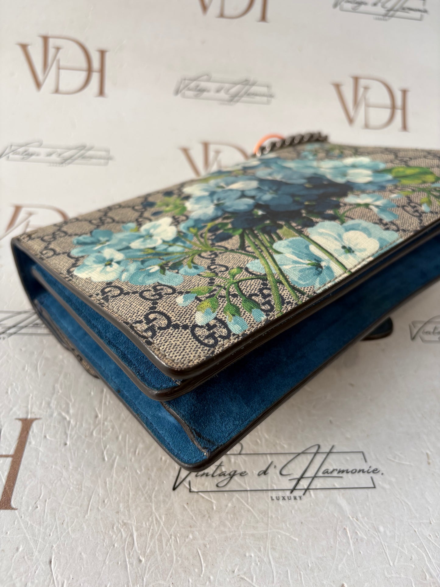 201556 - Gucci Dionysus