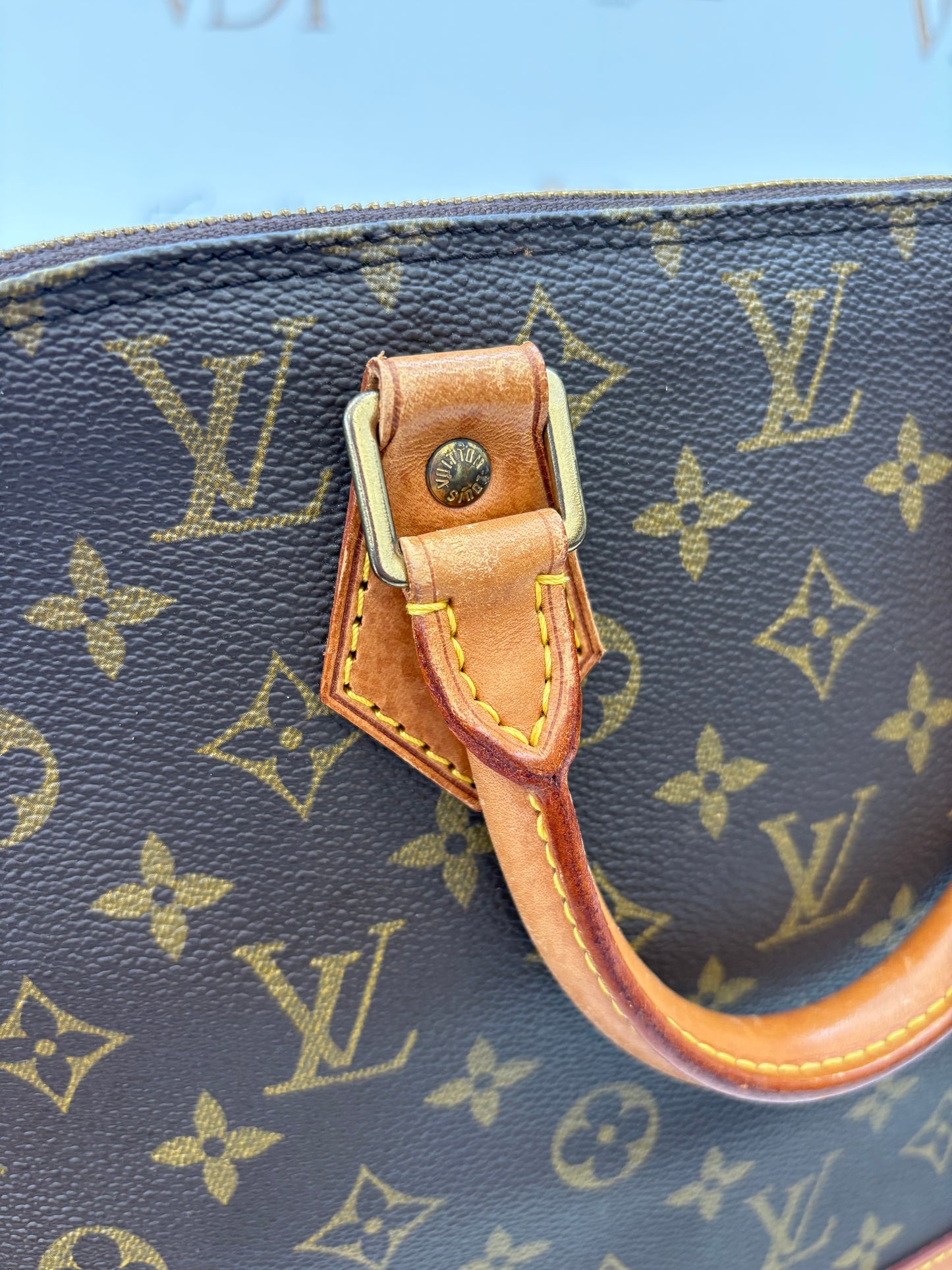 017692 - Louis Vuitton Alma