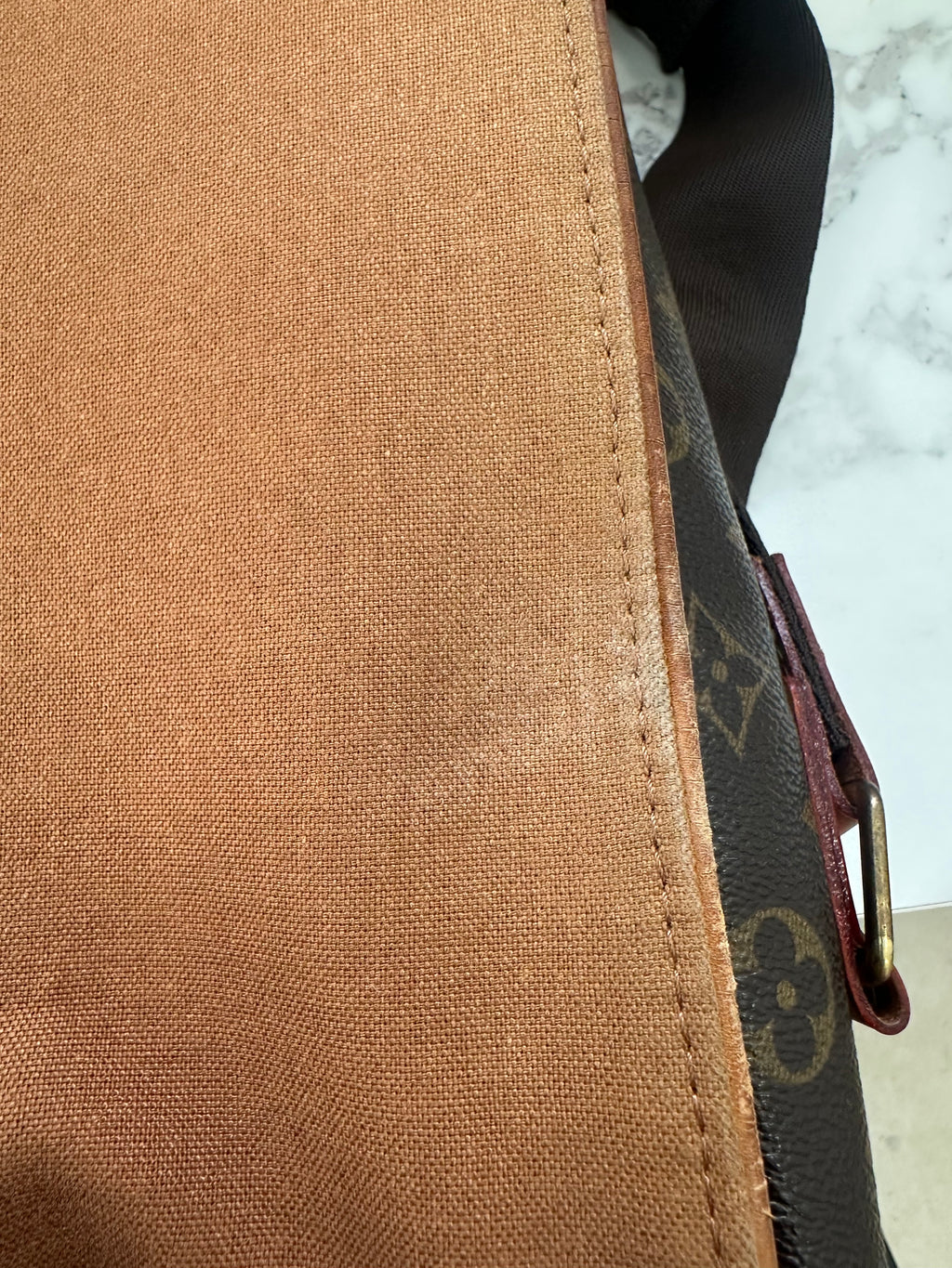 Louis Vuitton Abbesses